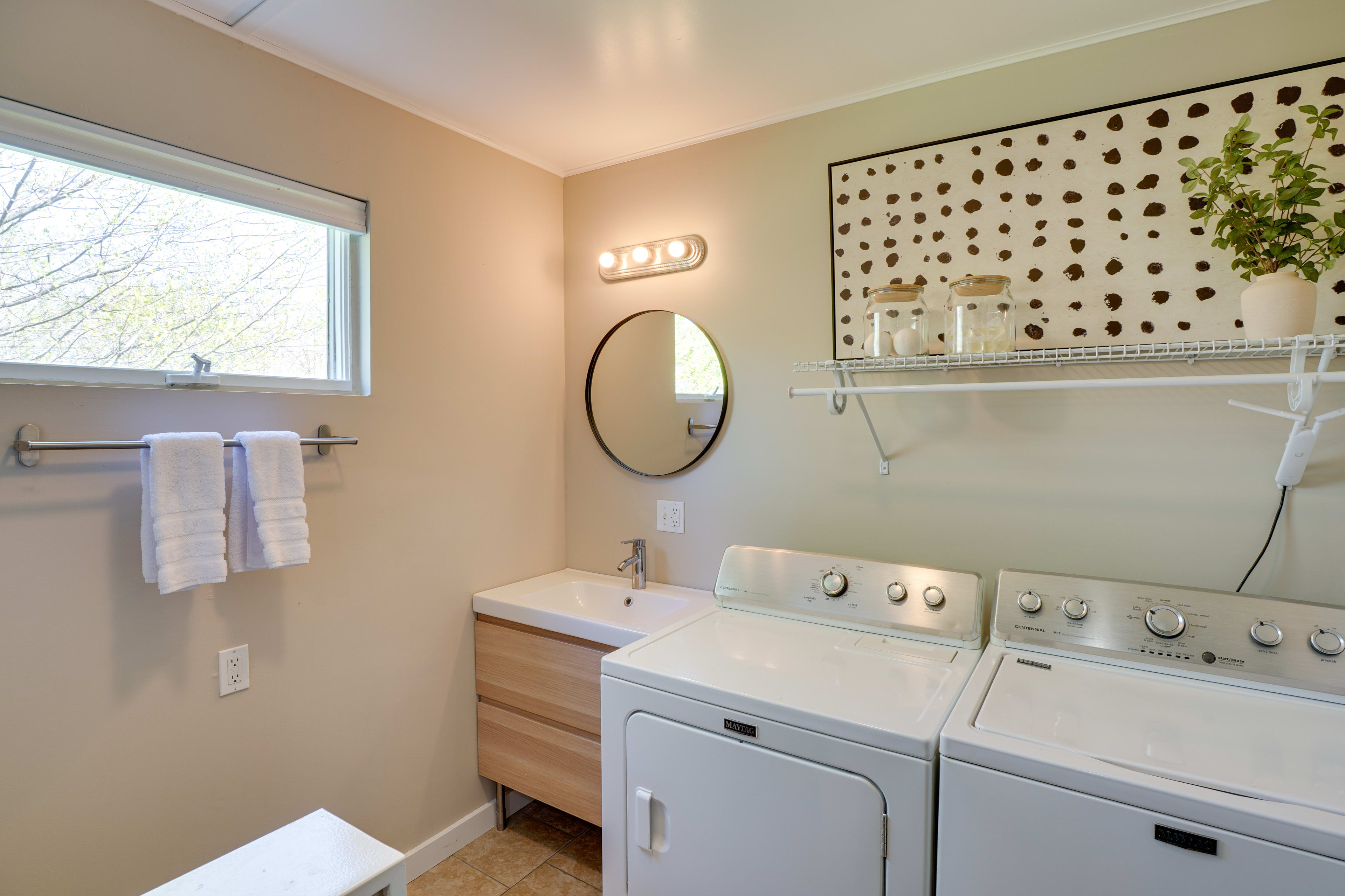 Full Bathroom | In-Unit Laundry