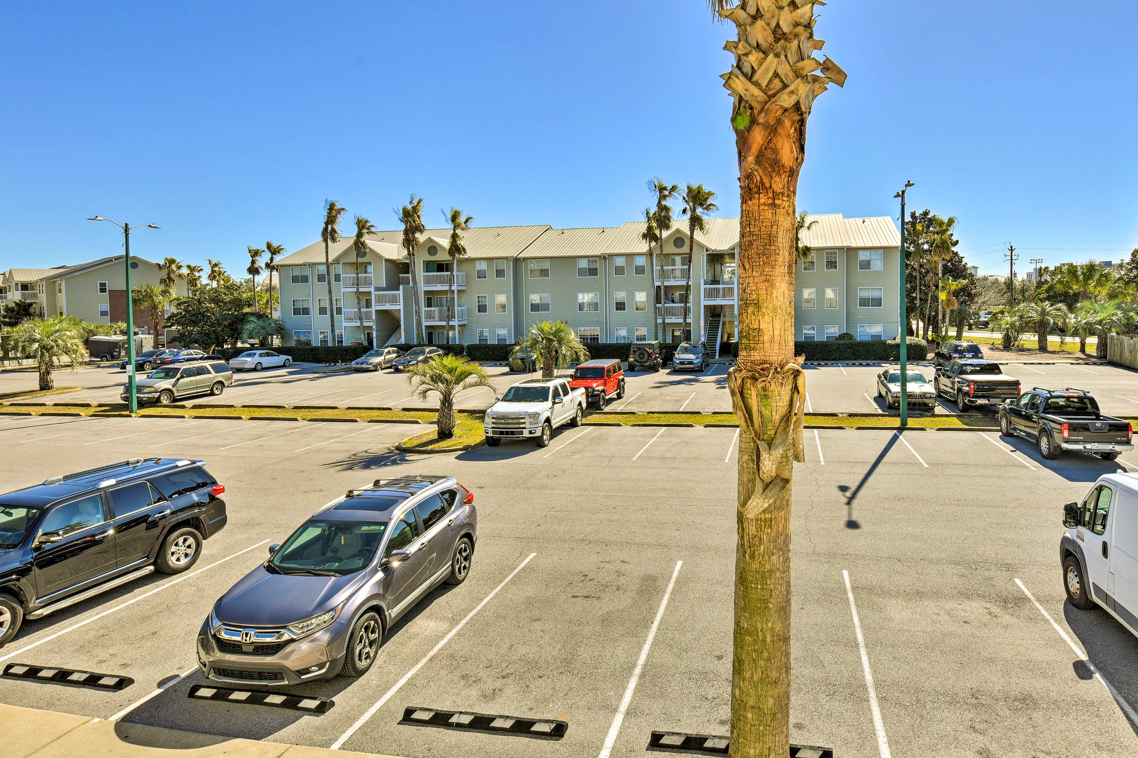 Parking | Community Parking Lot (3 Vehicles)