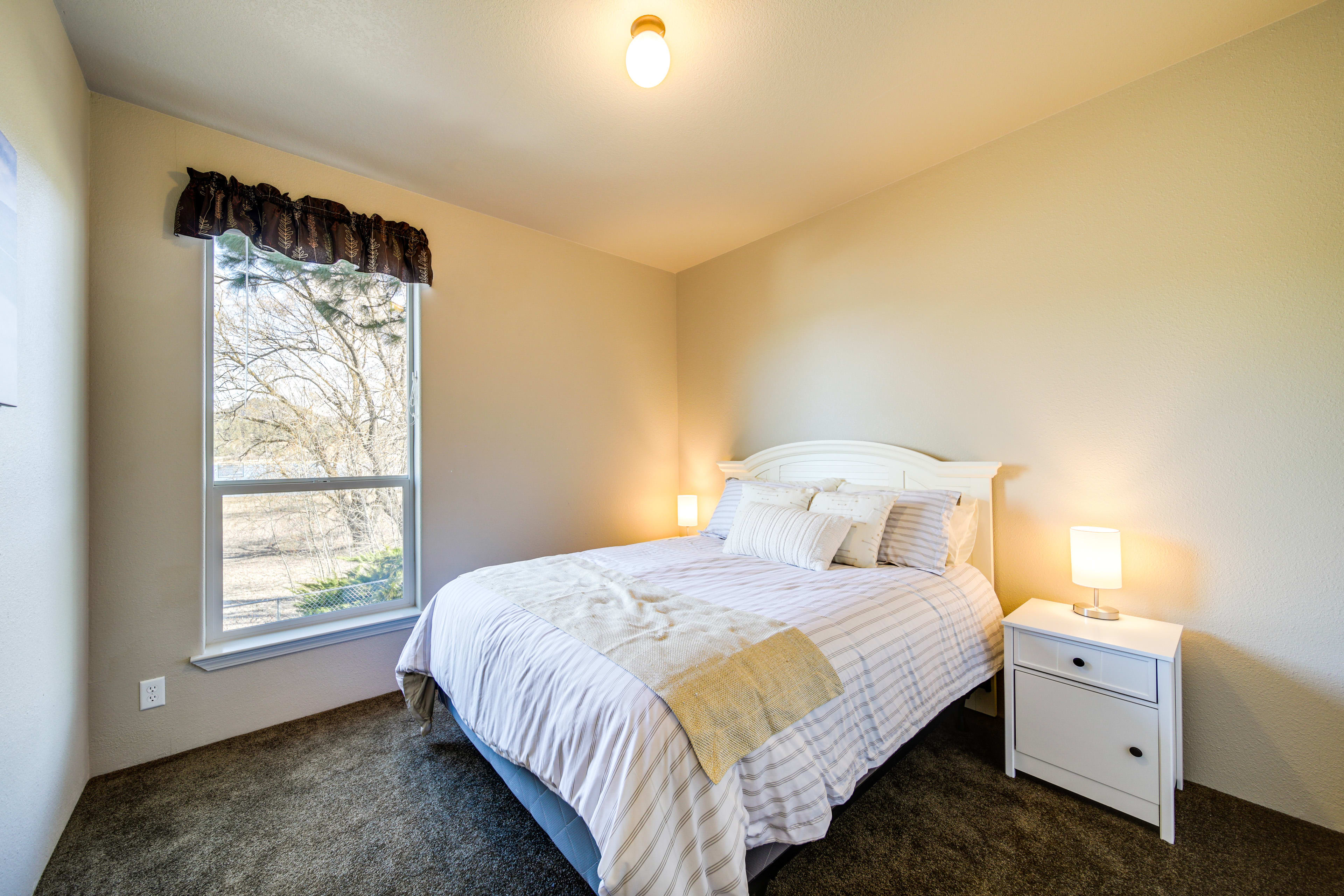 Bedroom 2 | Queen Bed | Books | Board Games