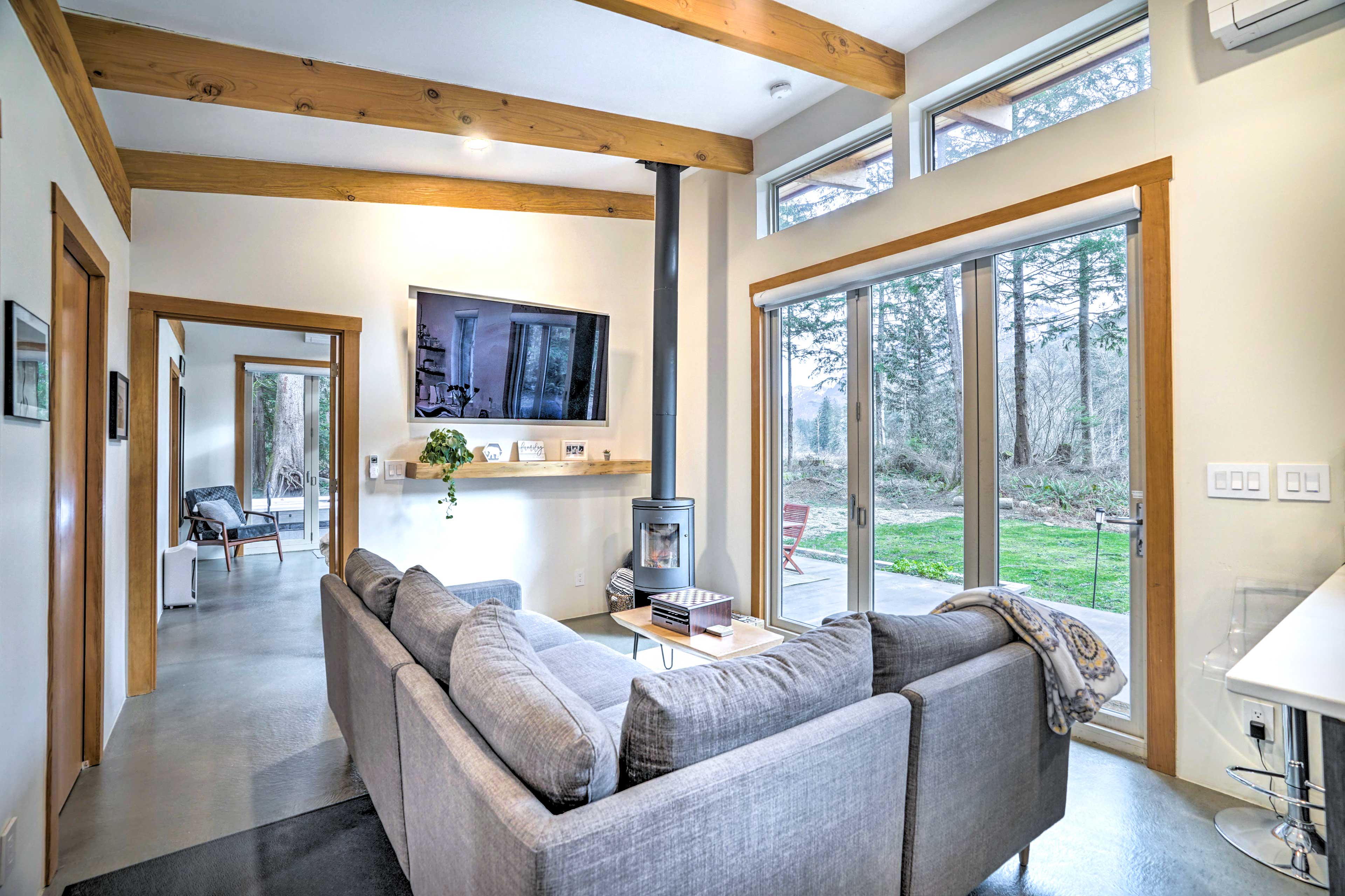 Sitting Area | Wood-Burning Stove