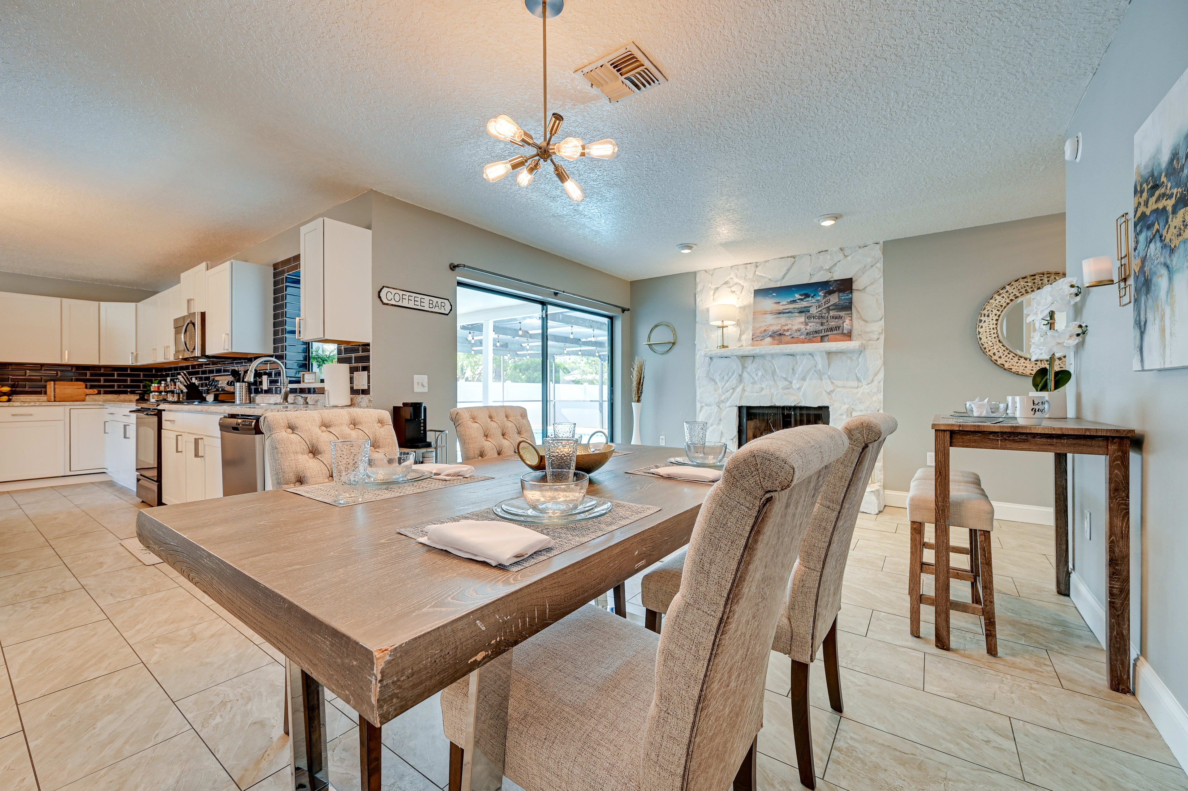 Dining Area | Kitchen | Coffee Bar | Cooking Basics