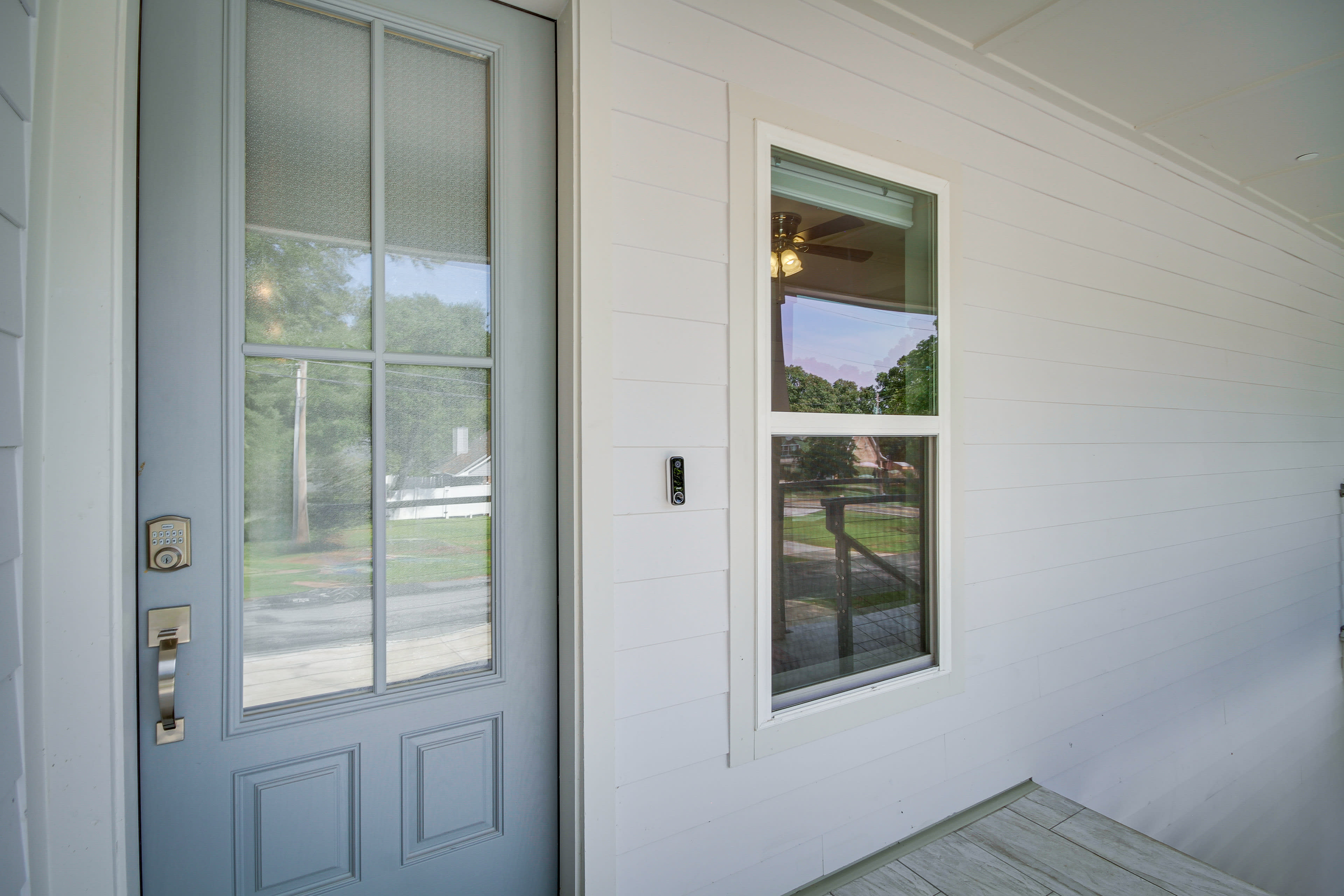 Front Door | Keyless Entry