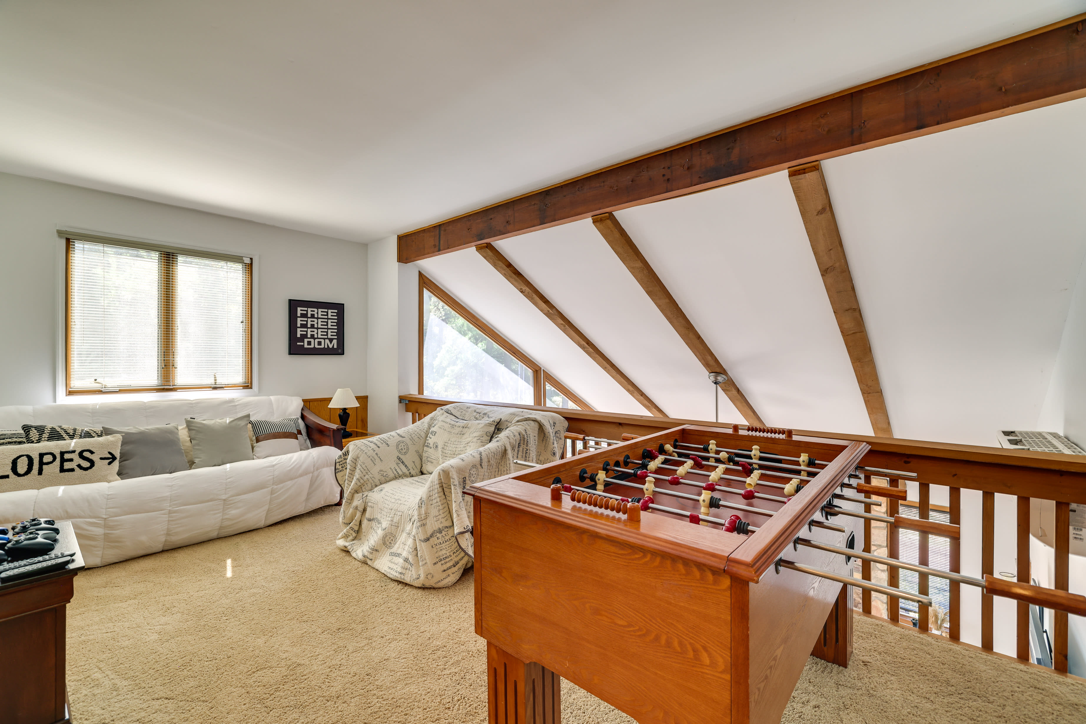 Game Room | Futon | Foosball Table | Smart TV