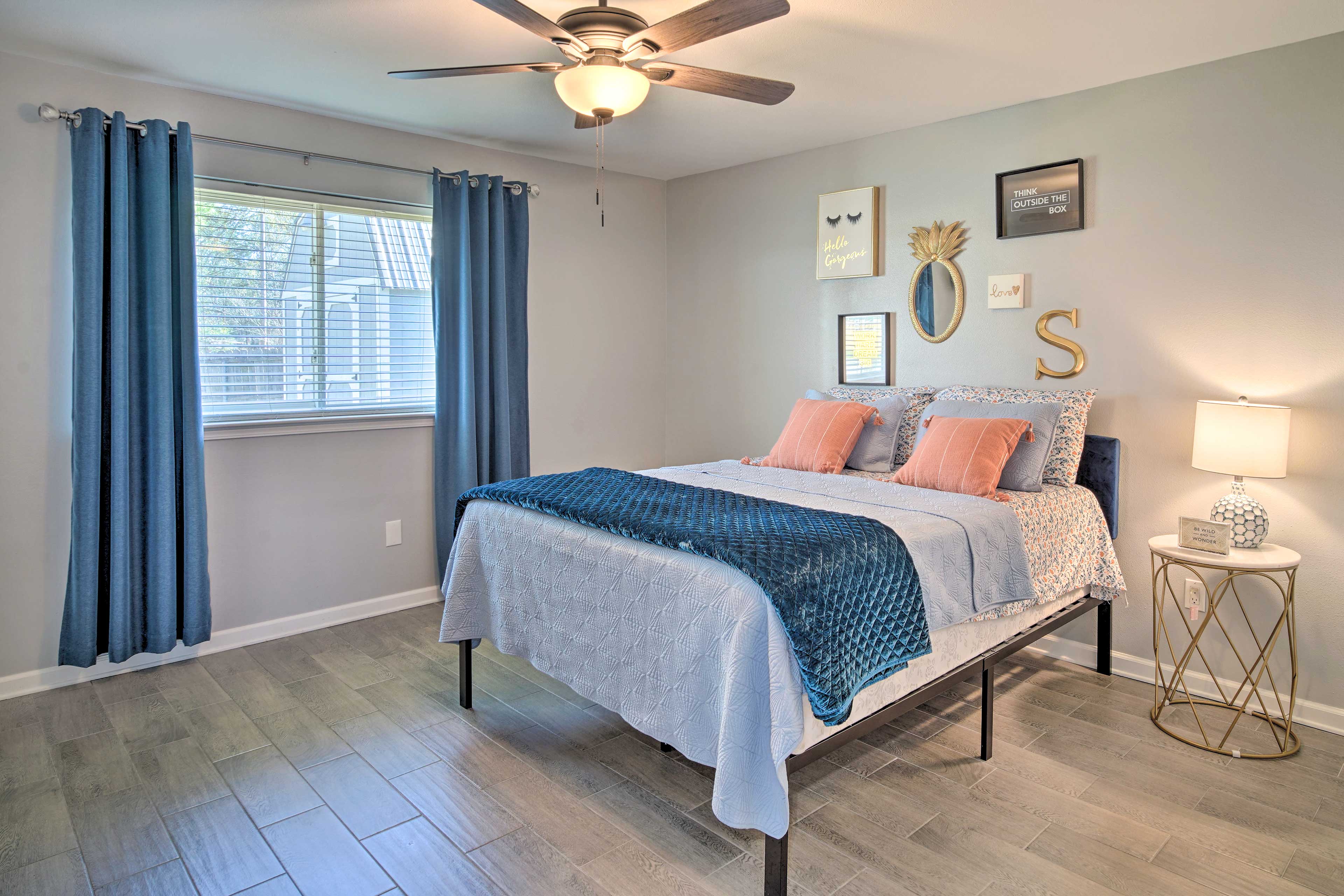 Bedroom Suite | Queen Bed | Linens Provided | Smart TV