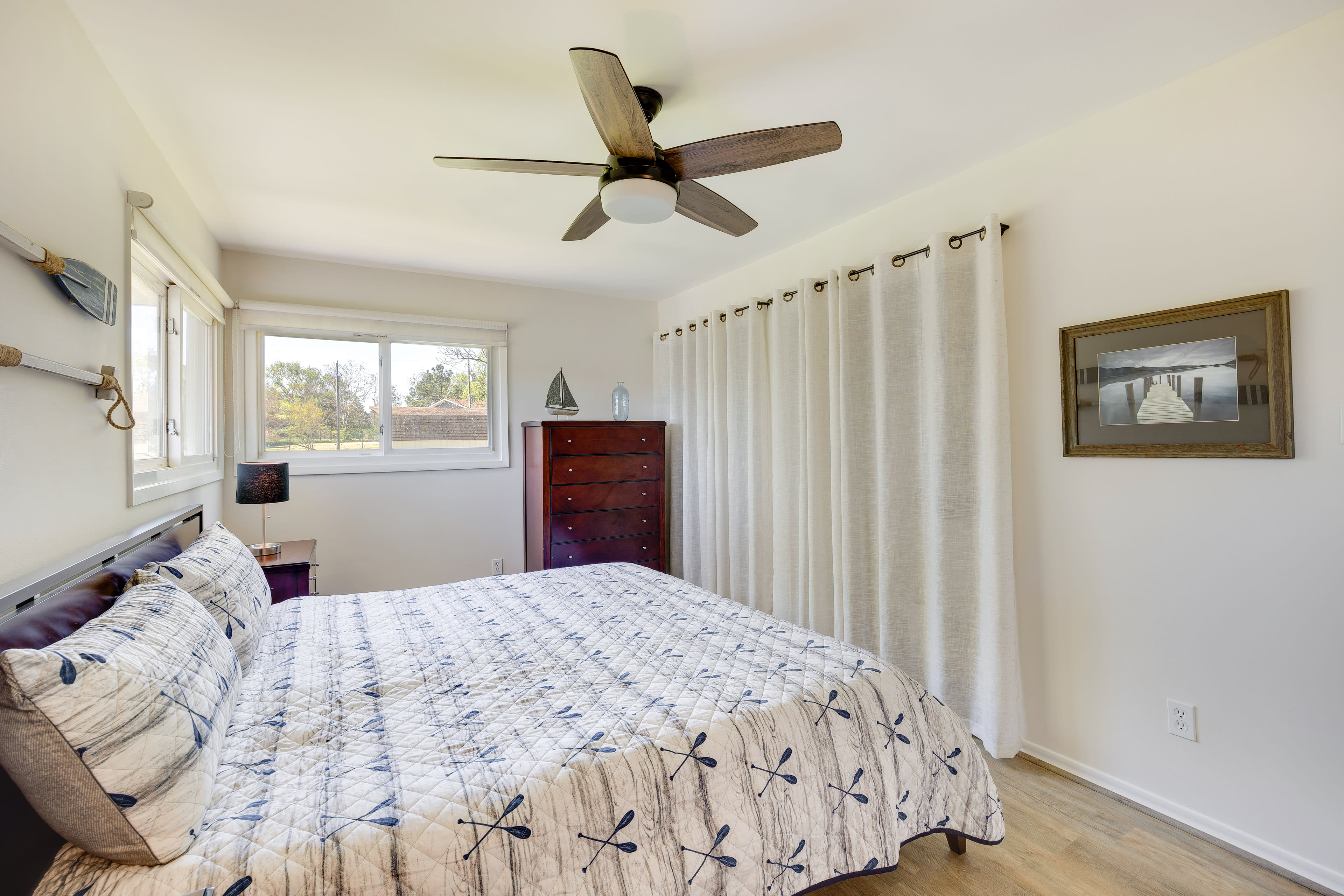 Bedroom 1 | King Bed | En-Suite Bathroom