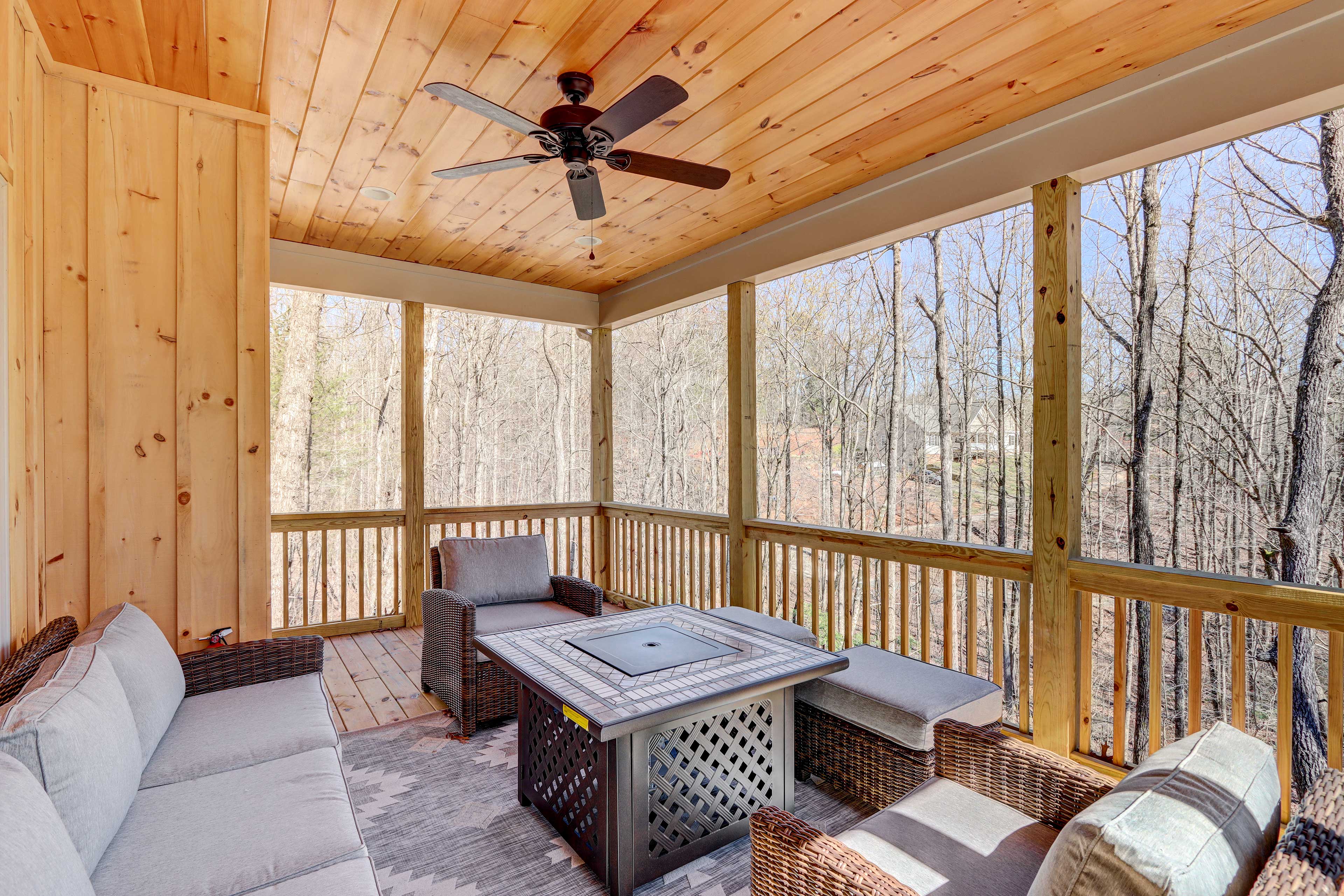 Outdoor Space | Pet Friendly w/ Fee | Fire Pit | Foosball Table