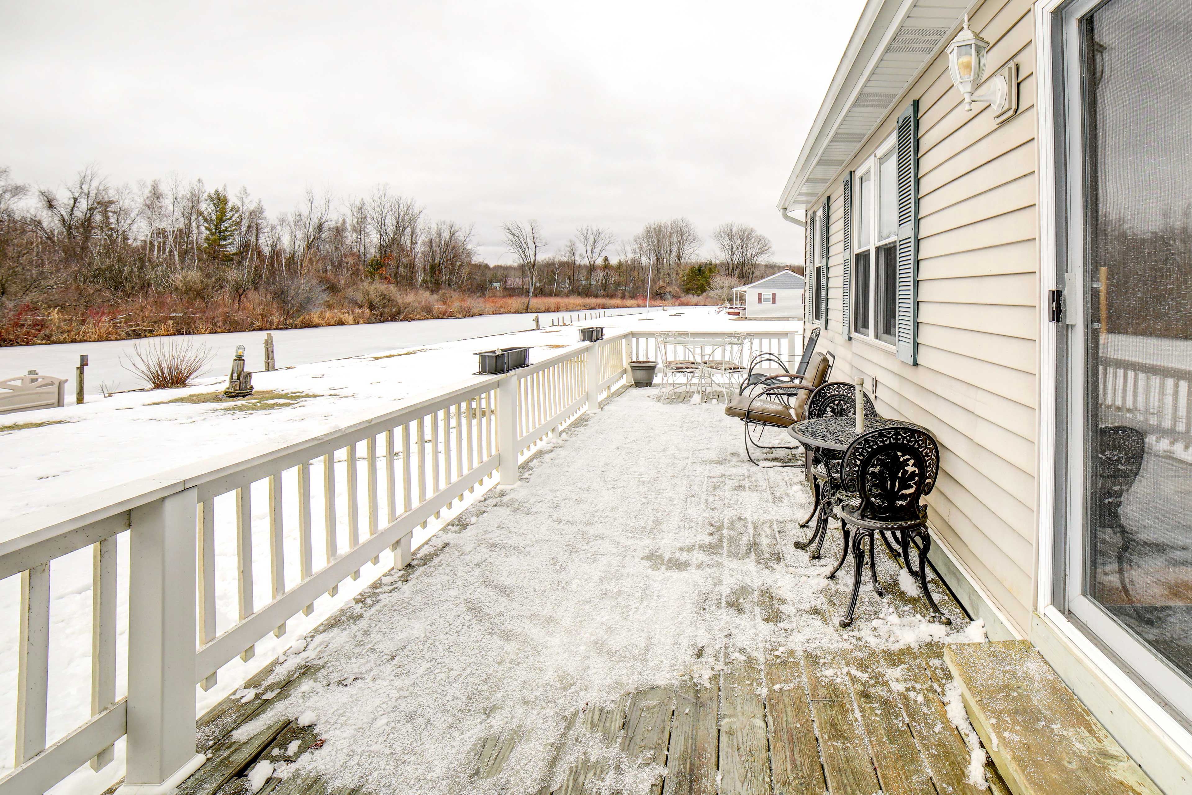 Deck | Fire Pit