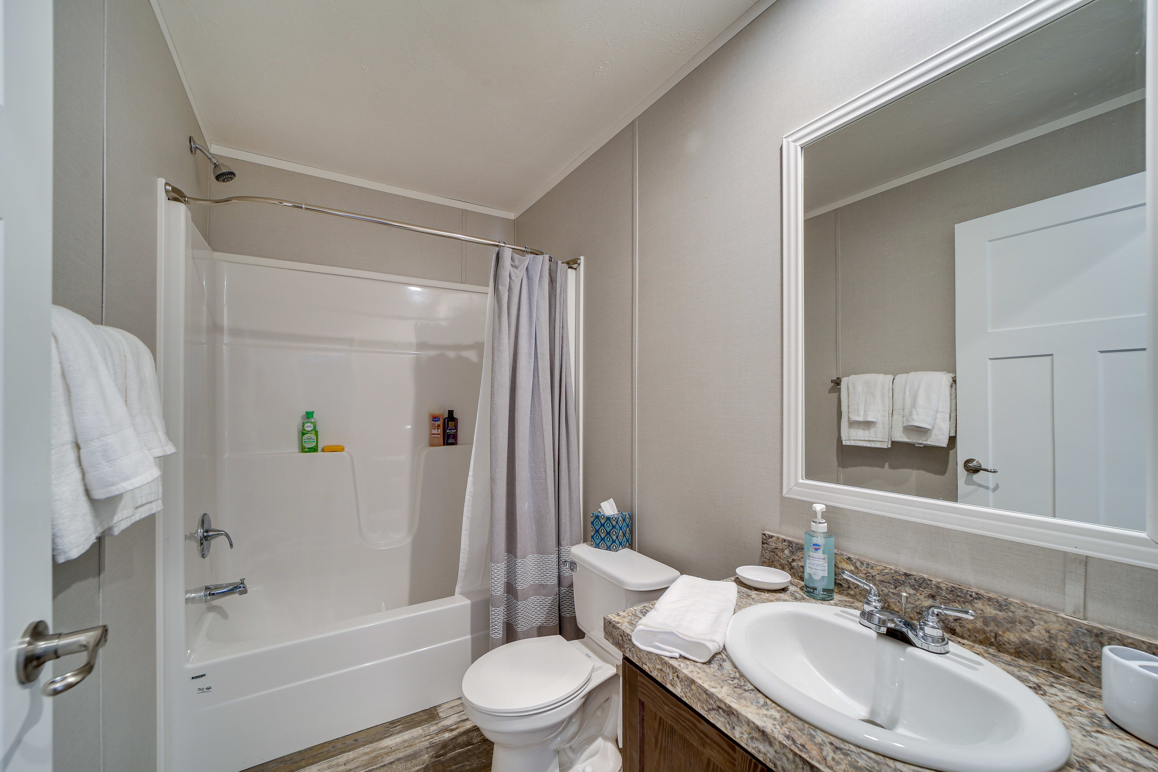 Bathroom | Towels Provided | Complimentary Toiletries