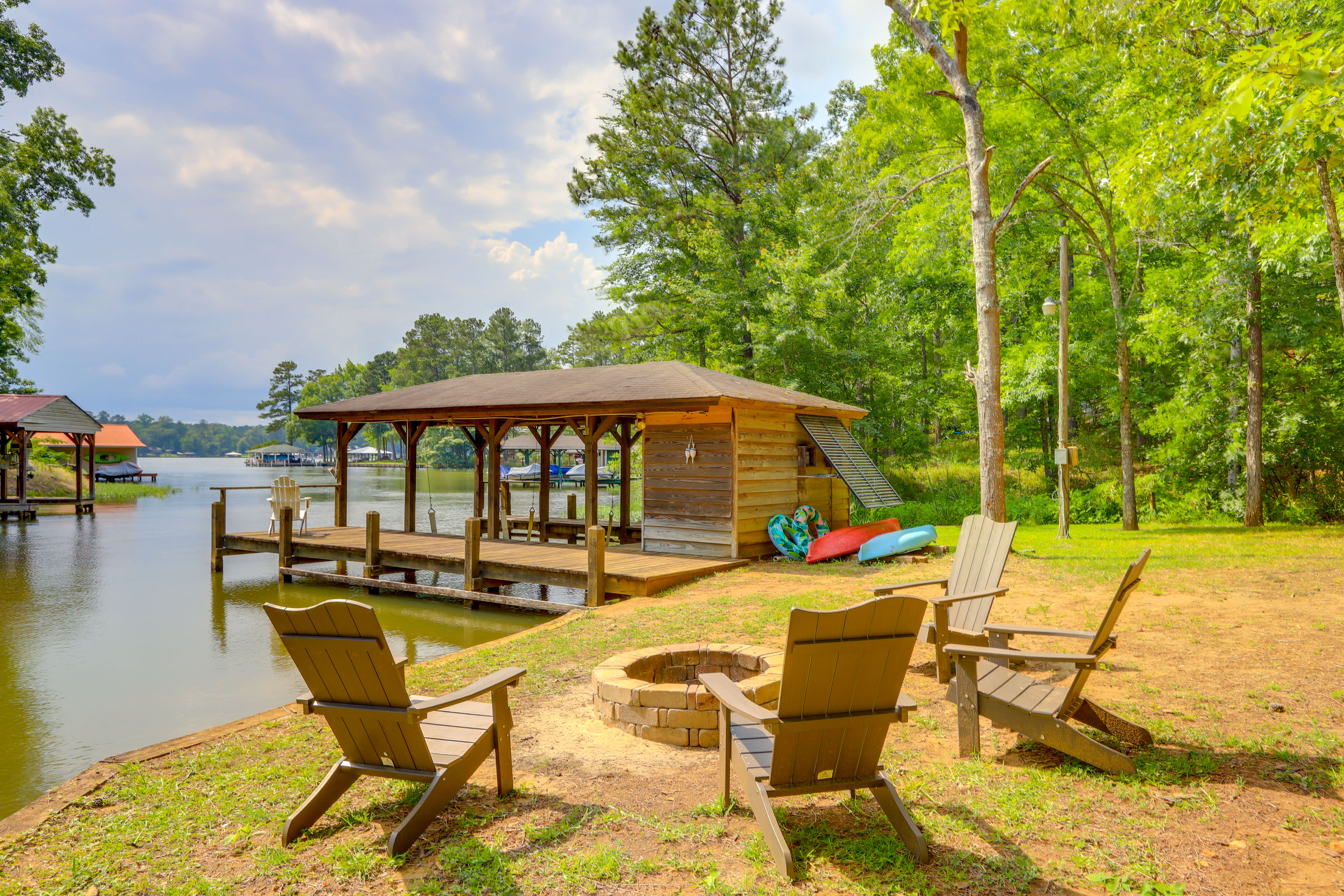 Lake Sinclair On-Site | Boat Dock