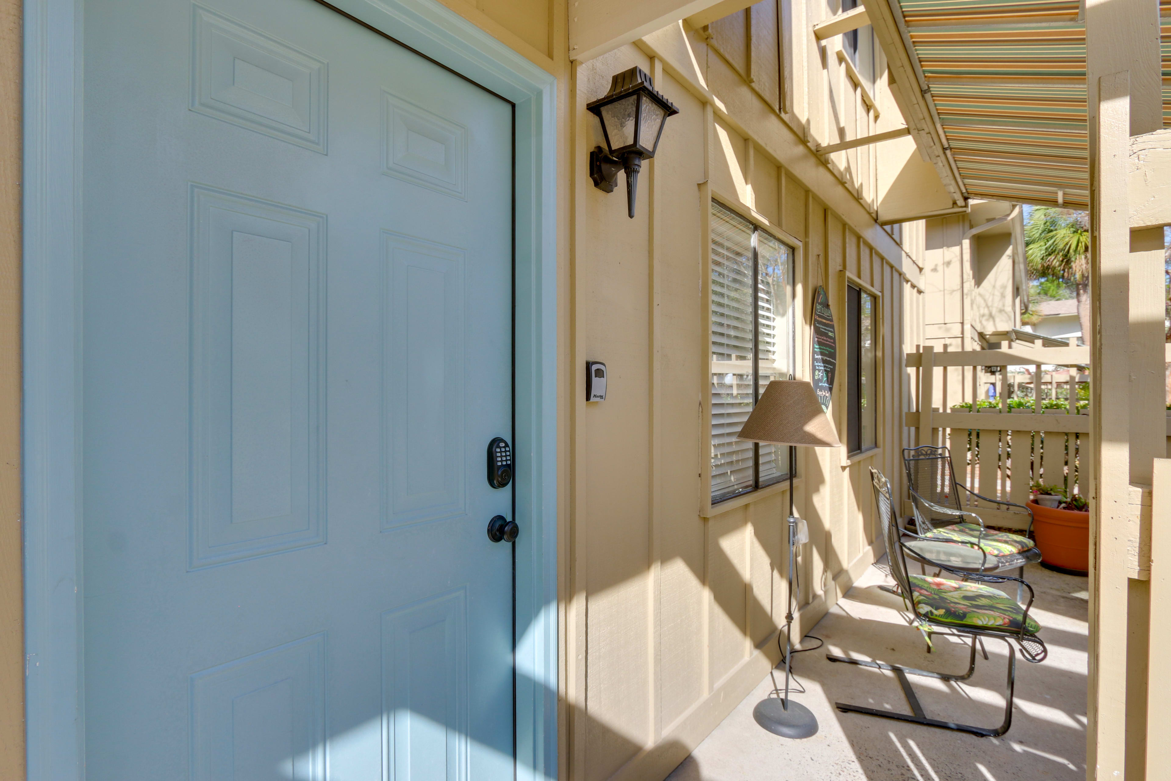 Private Entrance | Keyless Entry