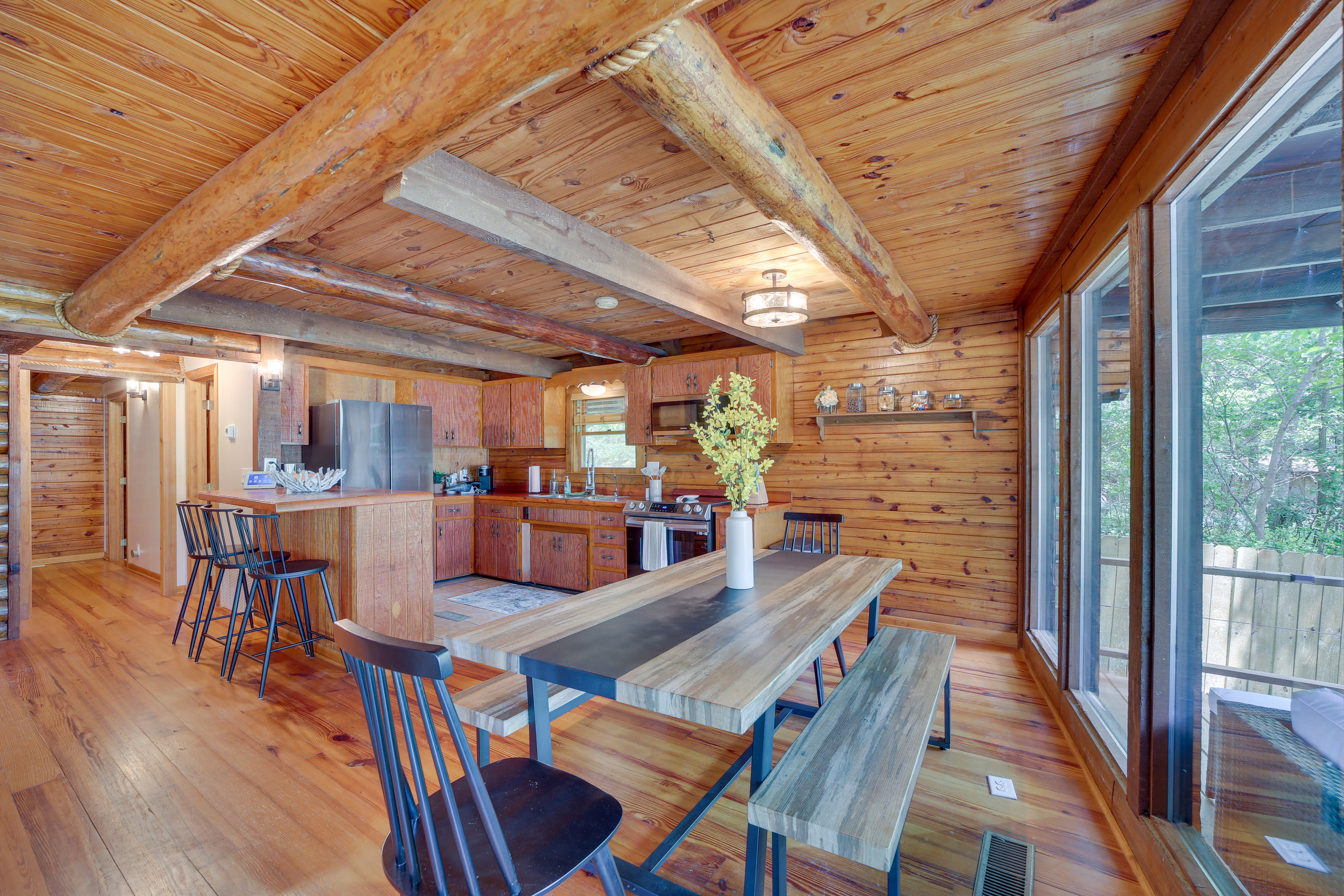 Kitchen & Dining Area | Keyless Entry