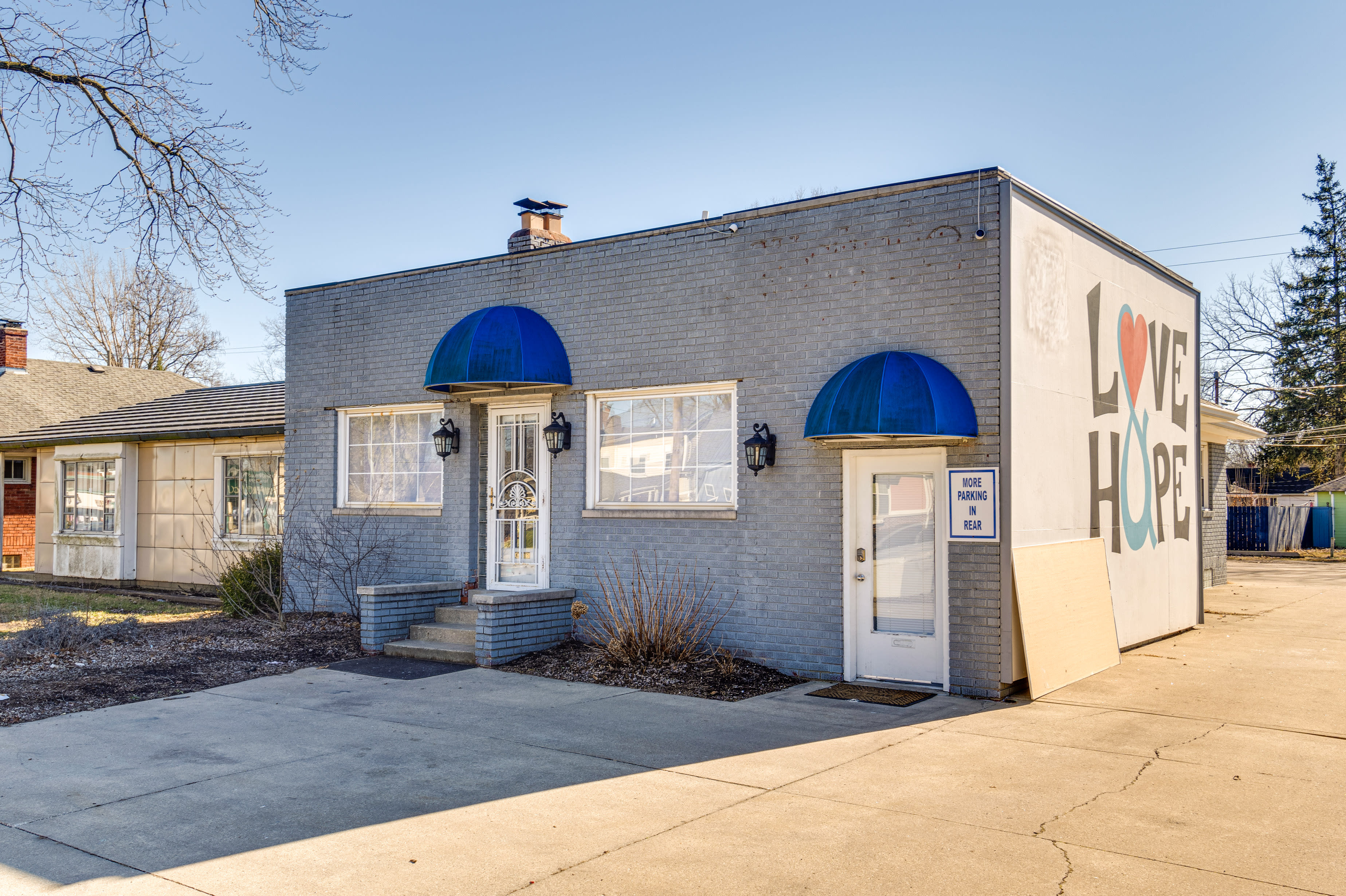 Unit Exterior | Self Check-In | 0.7 Mi to Broad Ripple District Restaurants