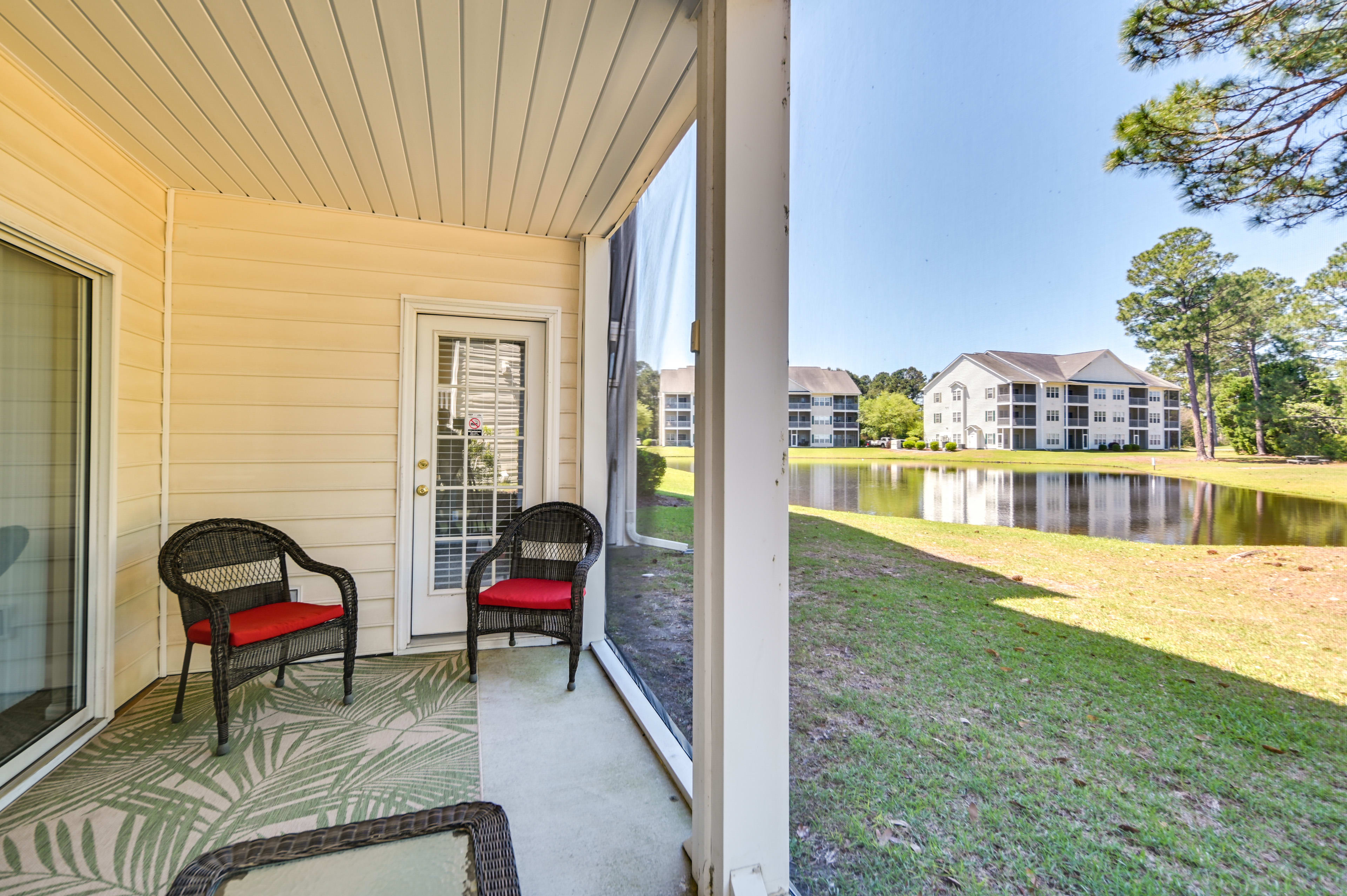 Screened-In Patio | Pond Views | Golf Course View | Community Pool