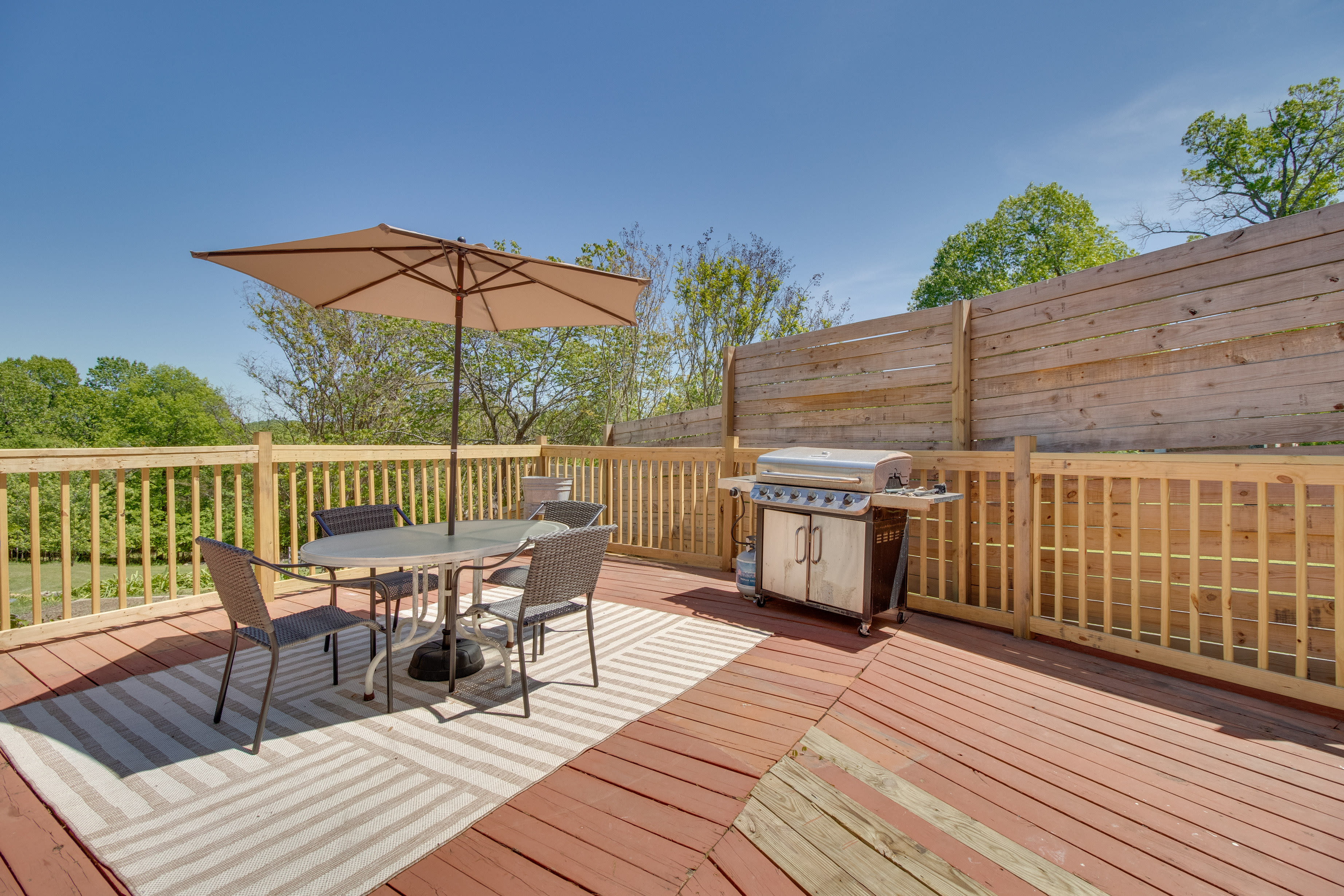 Shared Deck | Outdoor Dining Area | Gas Grill