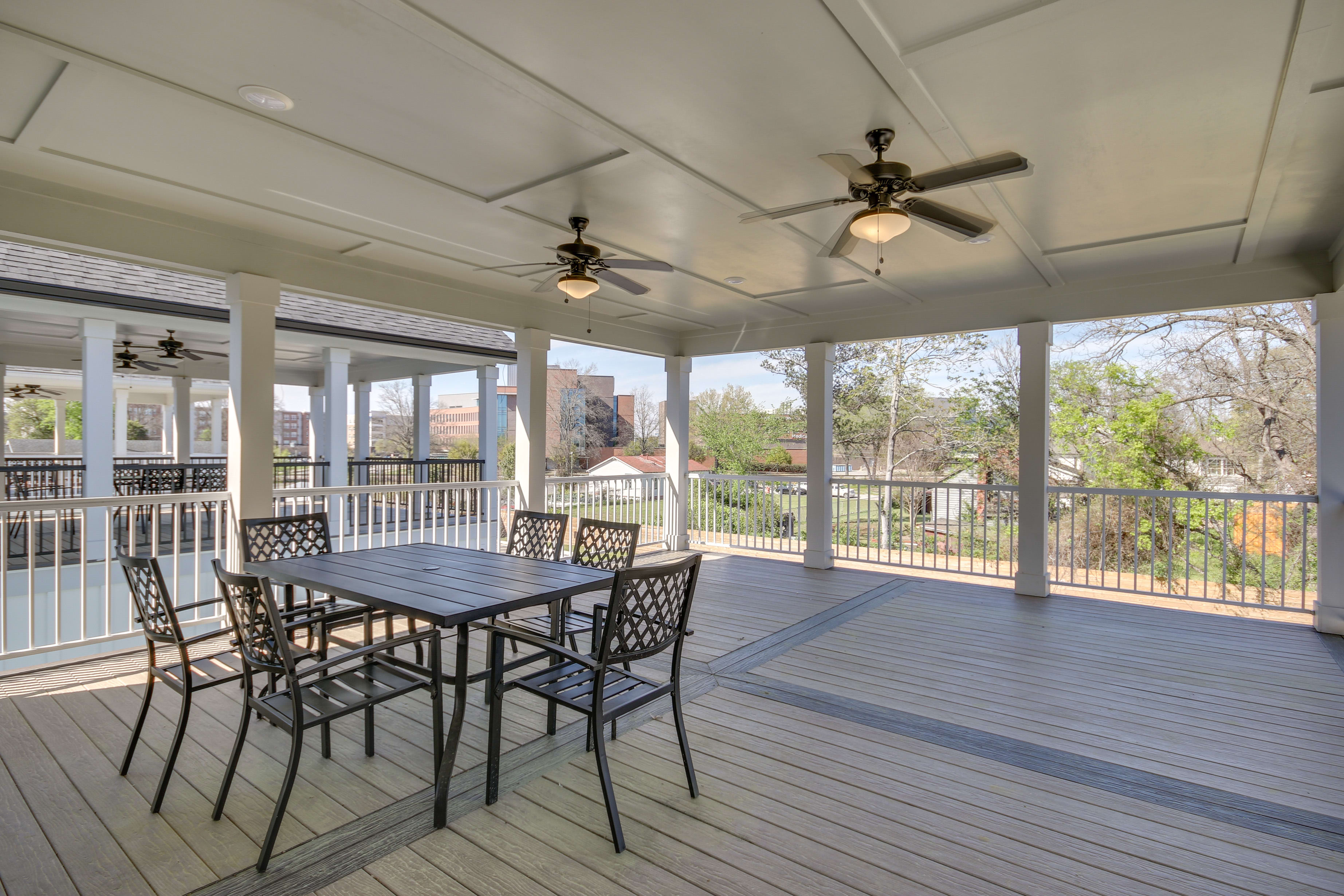 Private Deck | Outdoor Dining Area