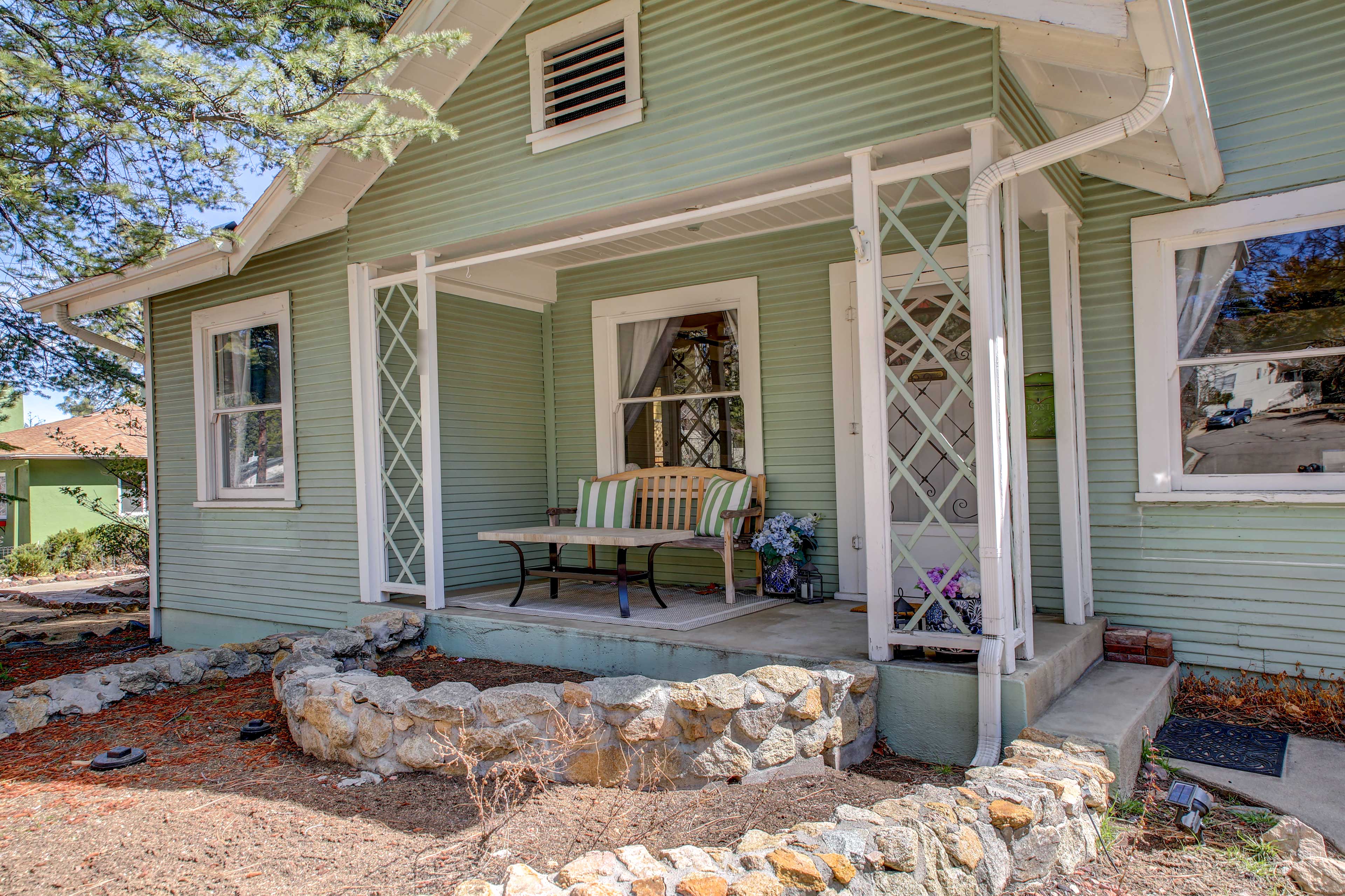 Pet Friendly & Historic Prescott Home w/ Fire Pit!