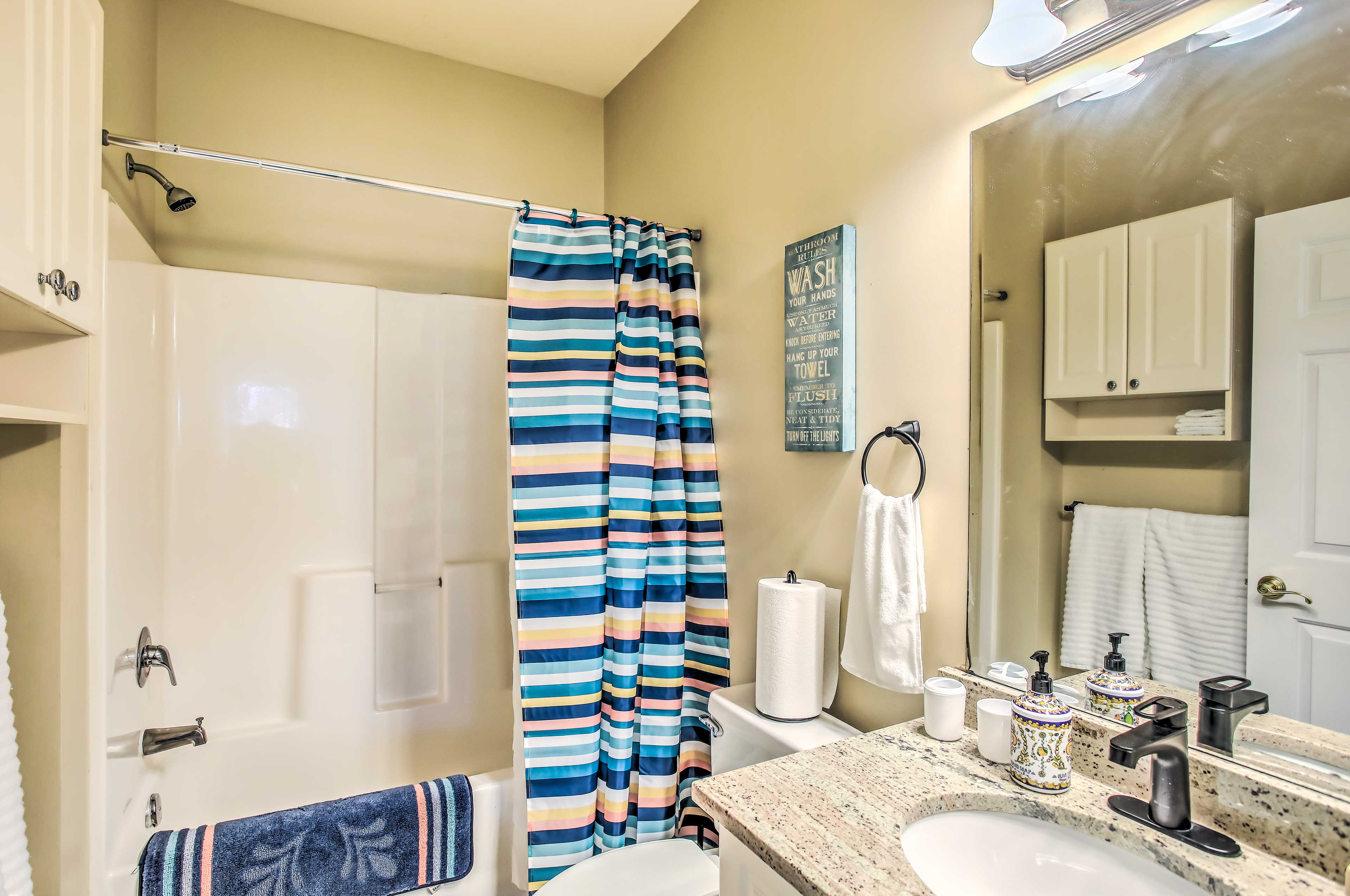 Full En-Suite Bathroom | Complimentary Toiletries