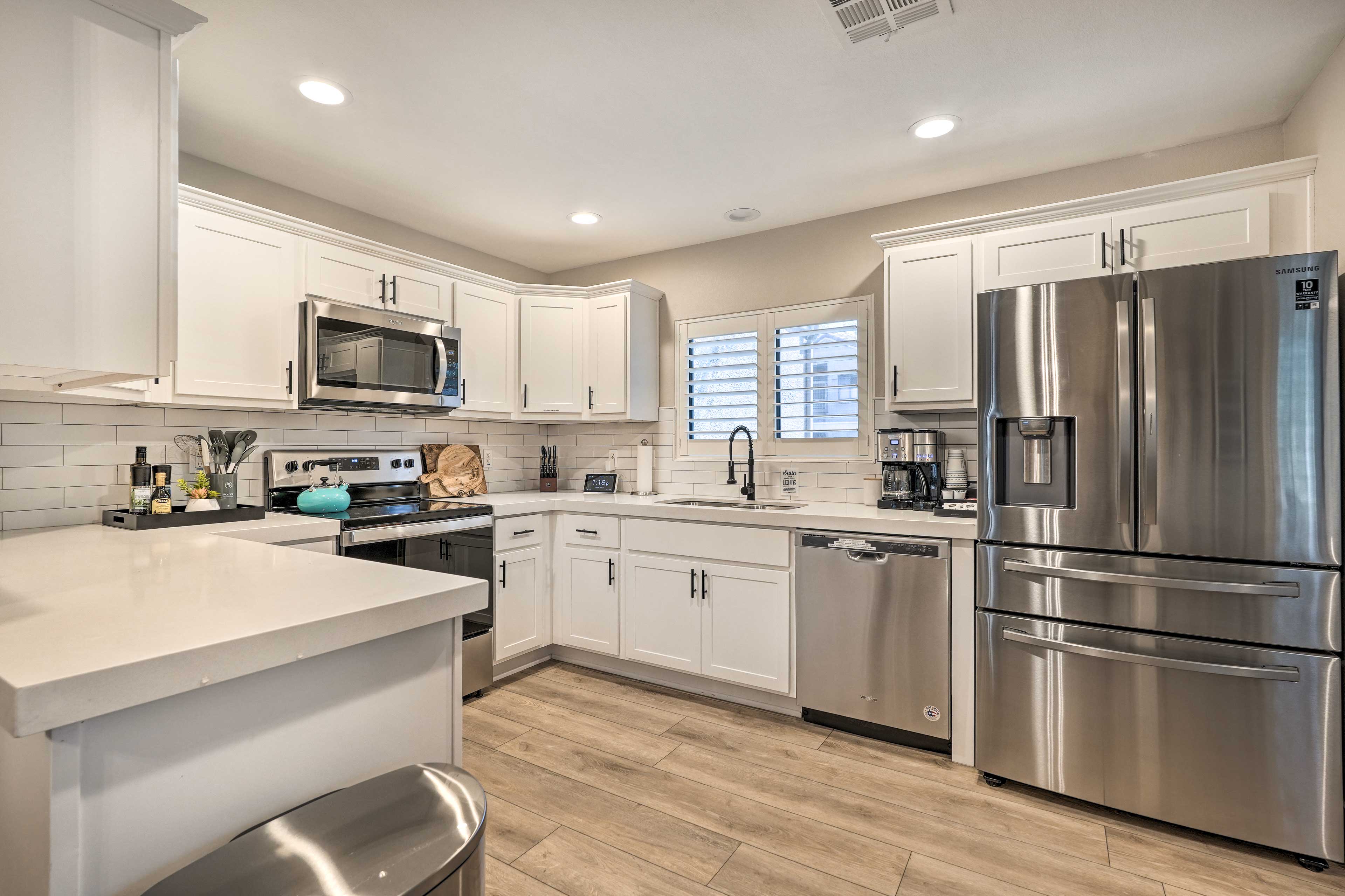 Kitchen | Free WiFi | Gated Community | 3 Mi to McDowell Sonoran Preserve