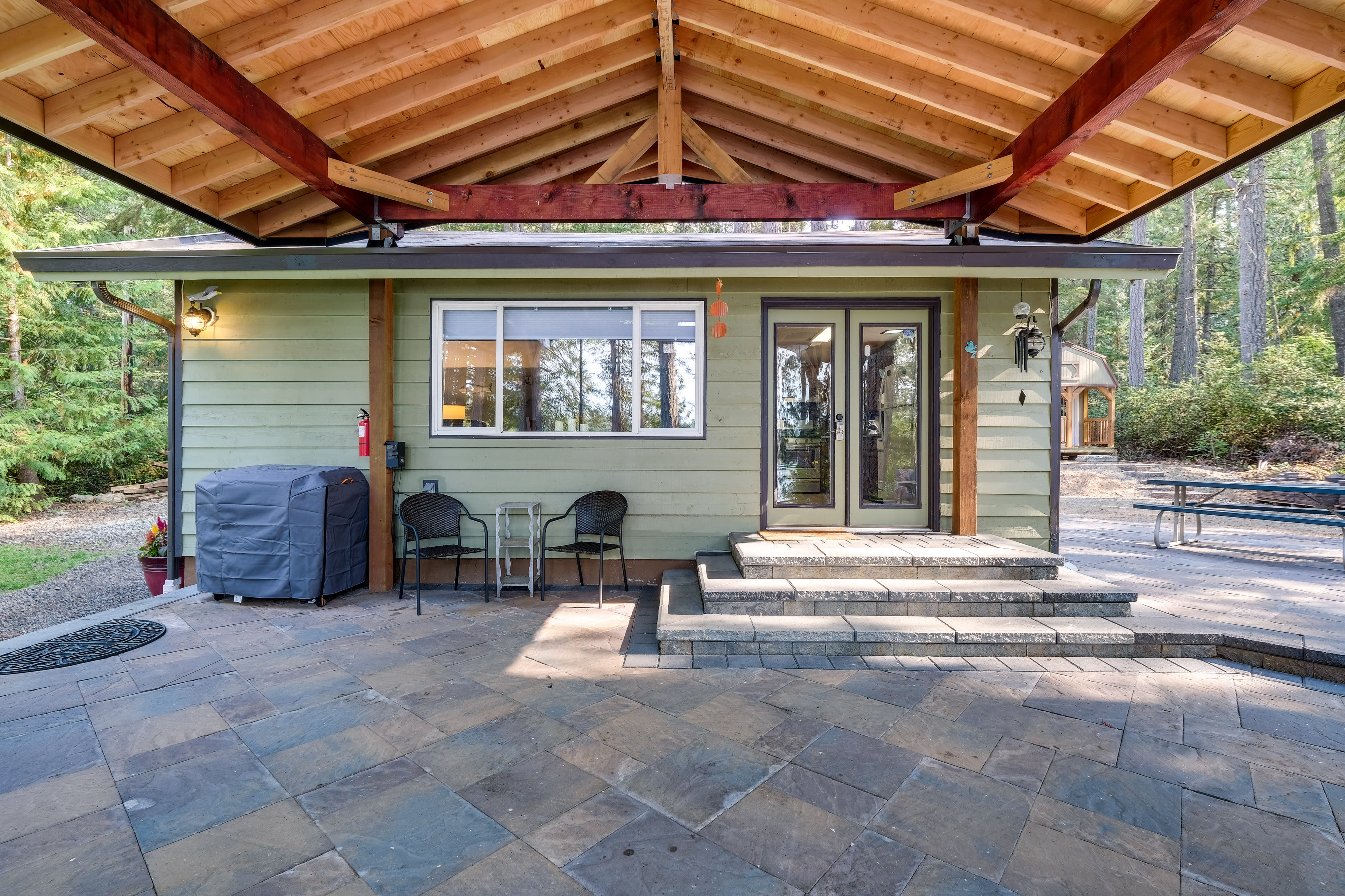 Covered Patio | Gas Grill | Outdoor Dining | Fire Pit