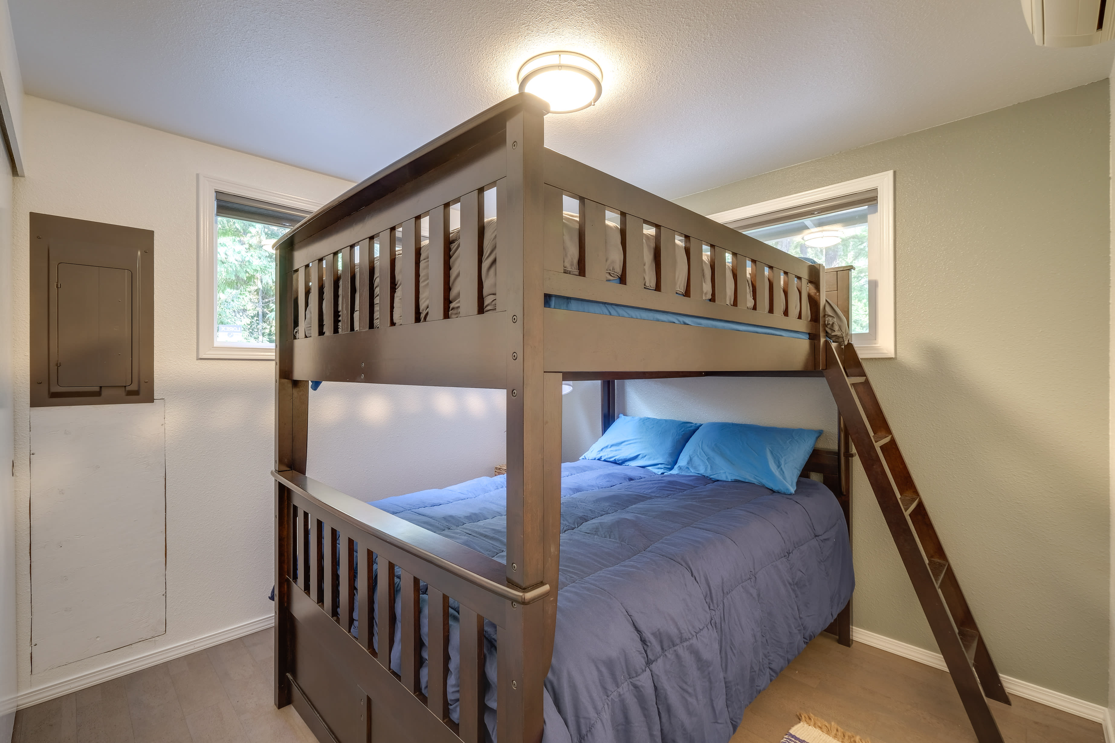 Bedroom 2 | Full Bunk Bed