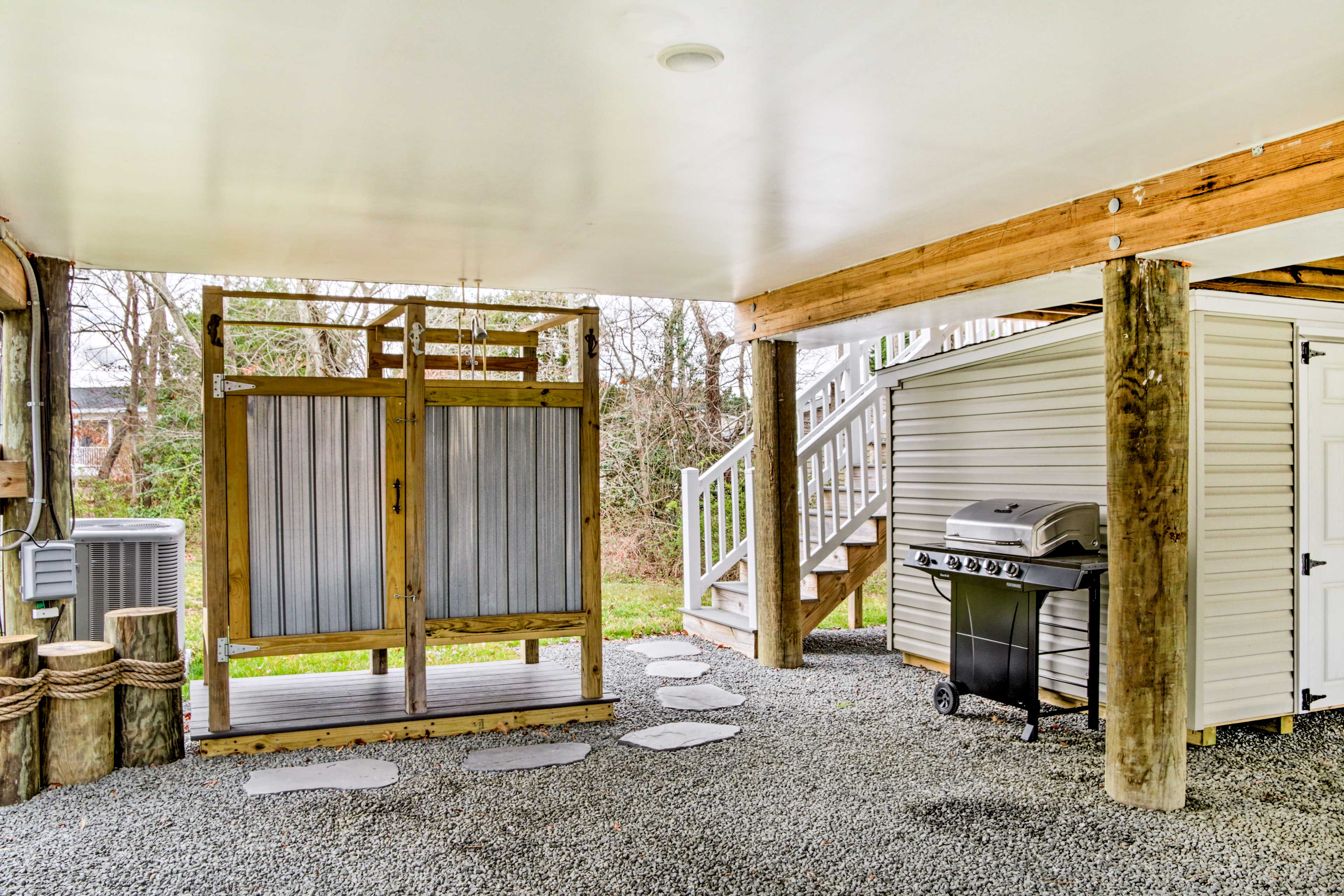 Outdoor Shower | Gas Grill