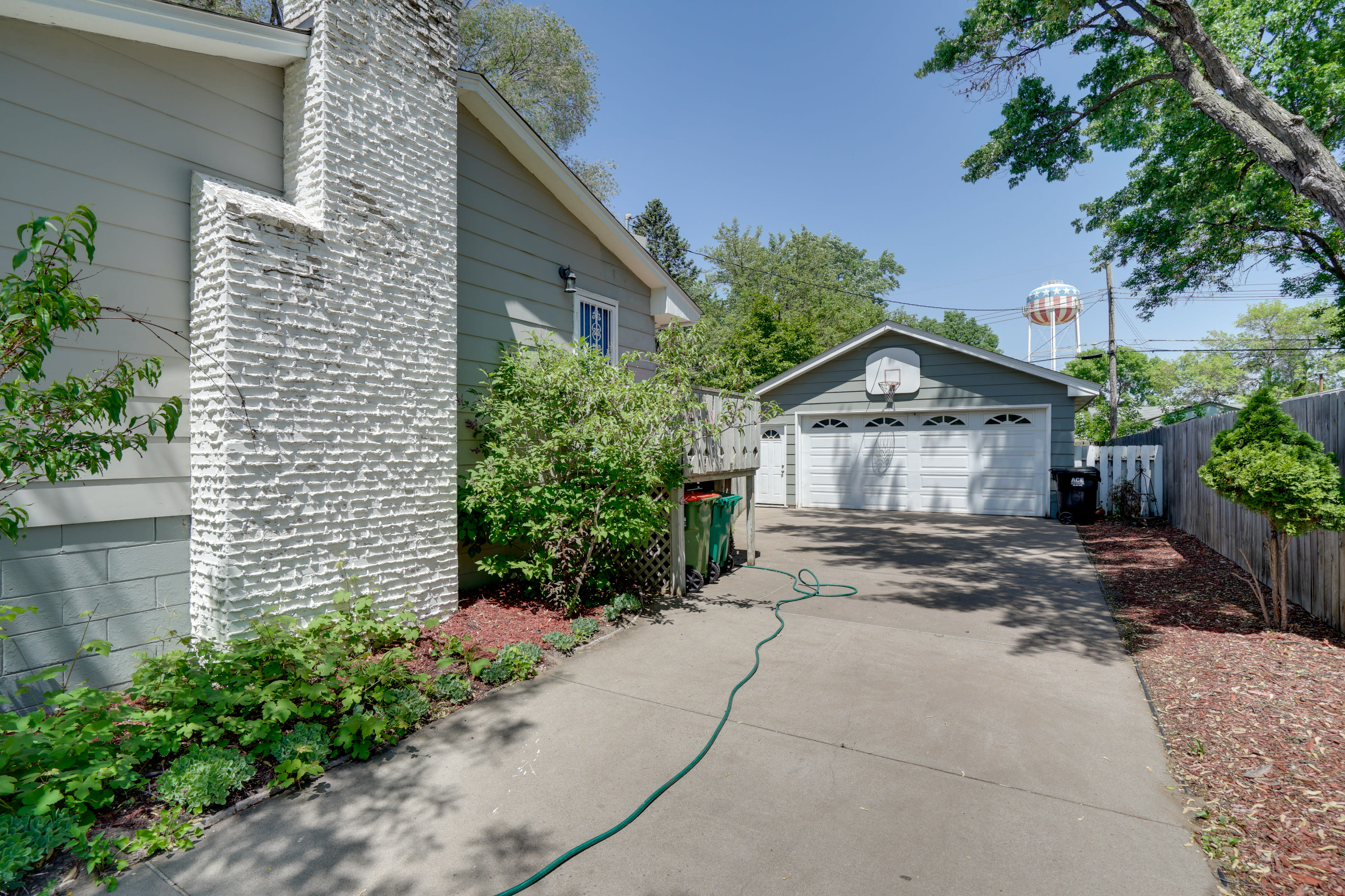 Parking | Driveway (1 Vehicle) | Street Parking (First-Come, First-Served)