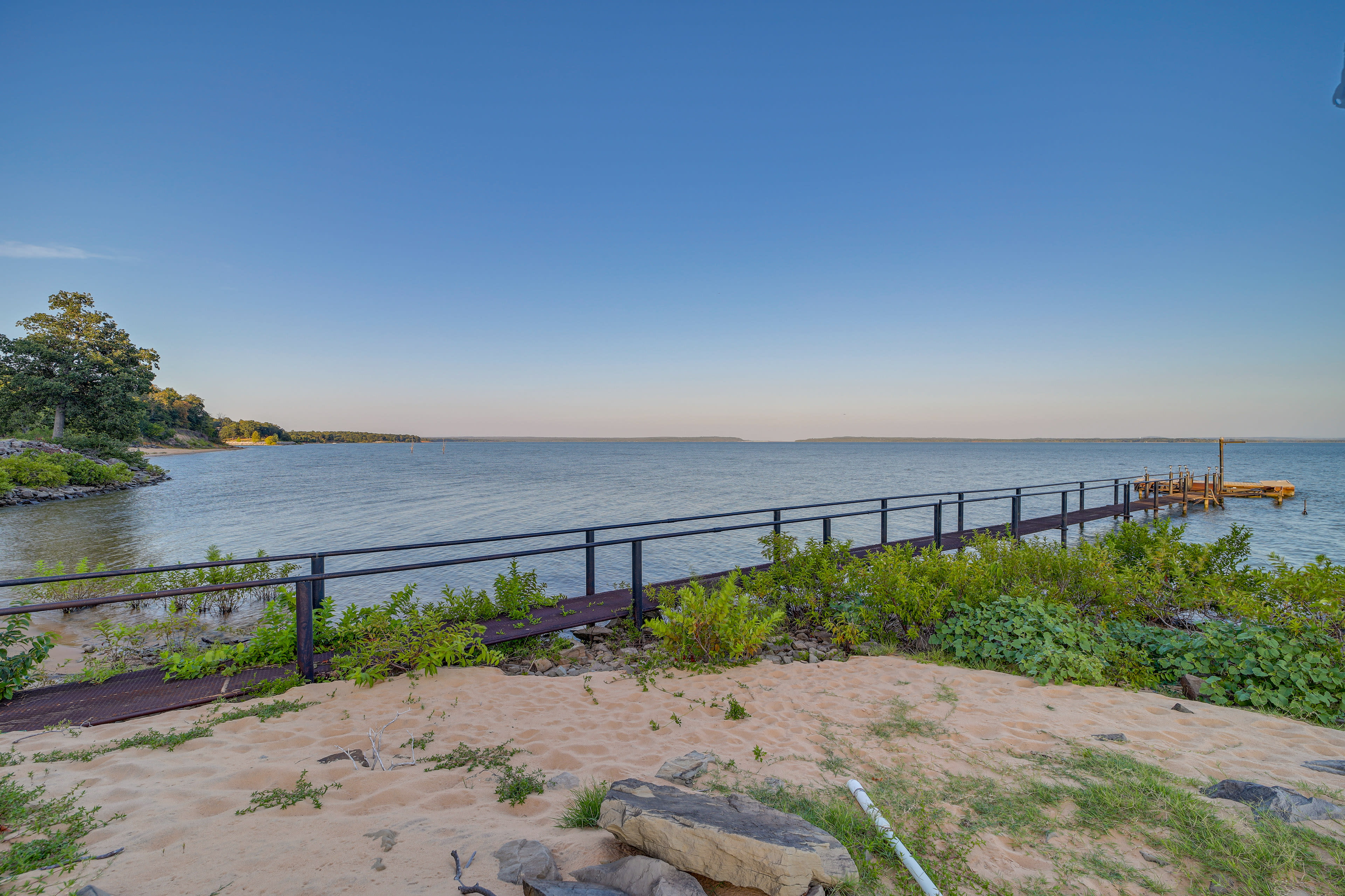 Private Beach | Boat Dock | Lake Access