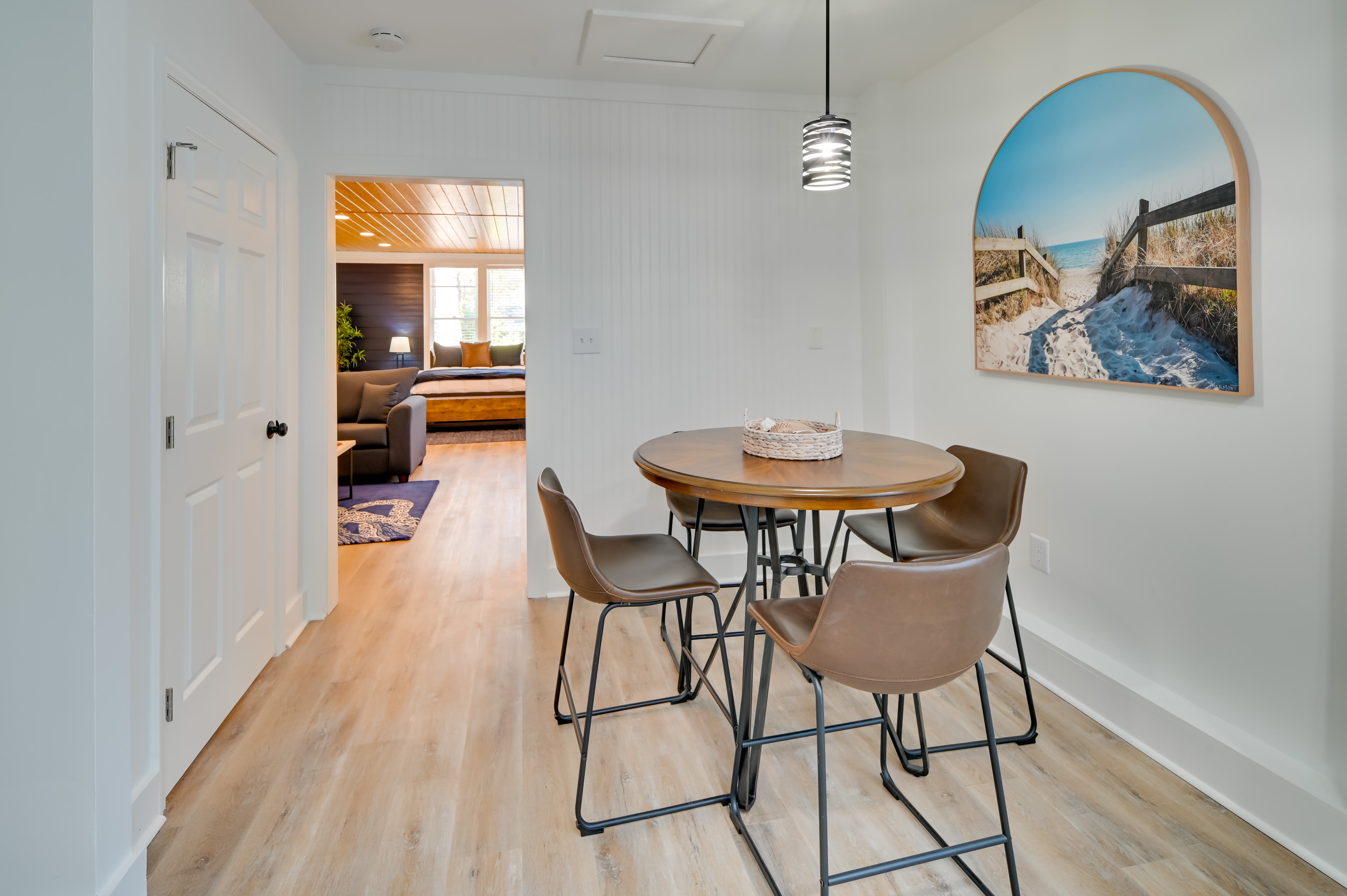 Studio | Dining Area | Dishware & Flatware