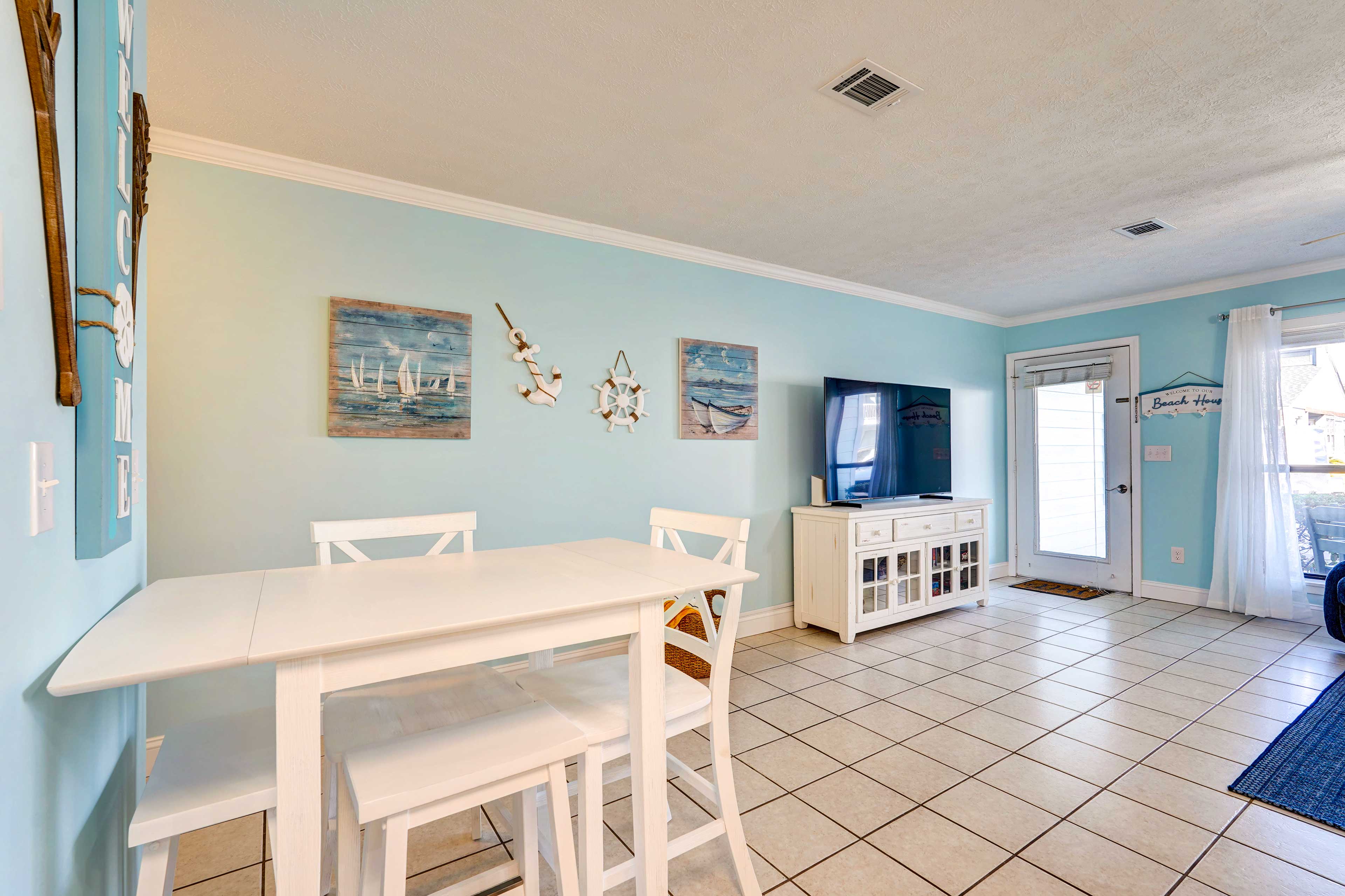 Dining Area | Board Games | Books | Fully Equipped Kitchen