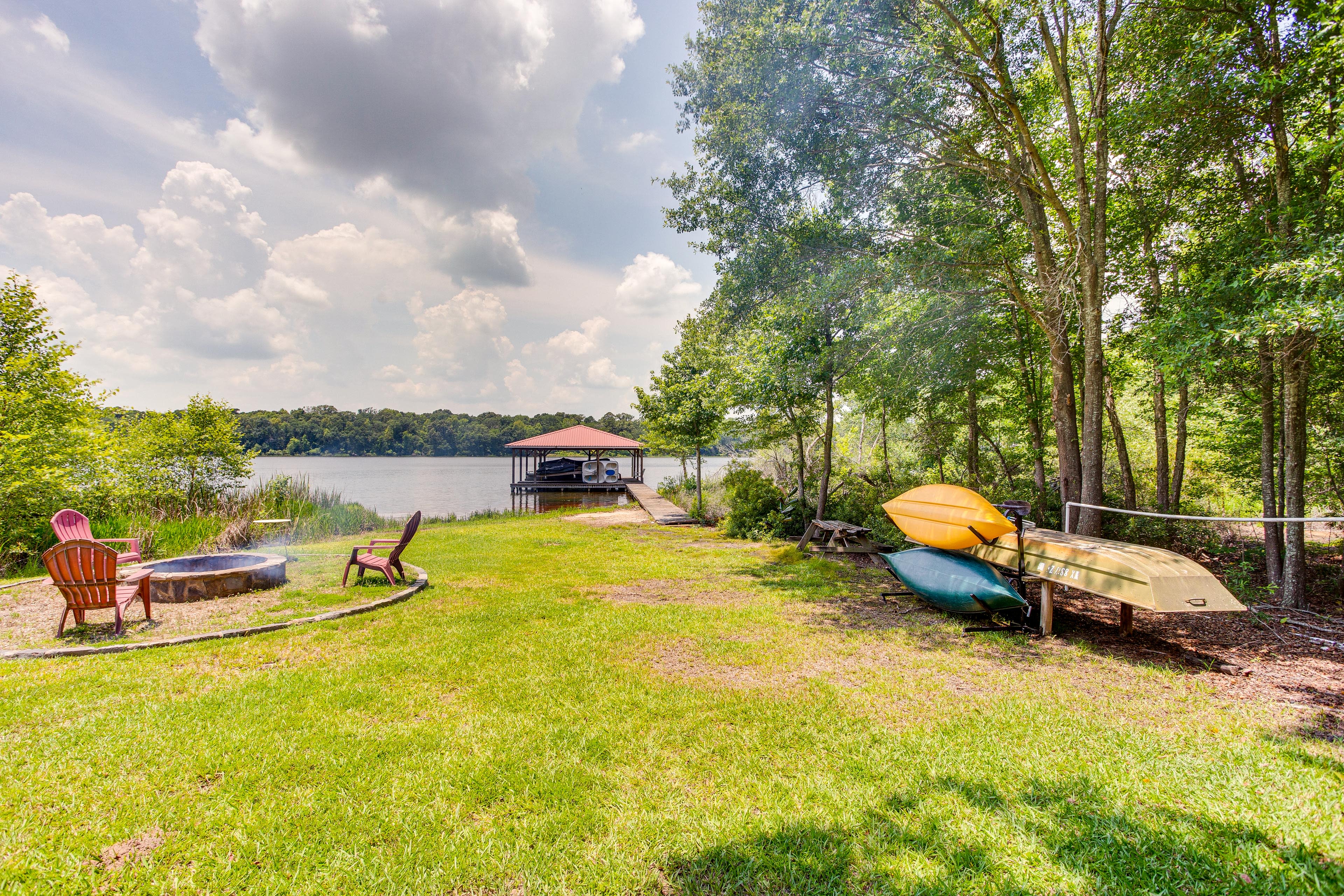 Private Yard | 2 Fire Pits | Lake Access | Boat Dock