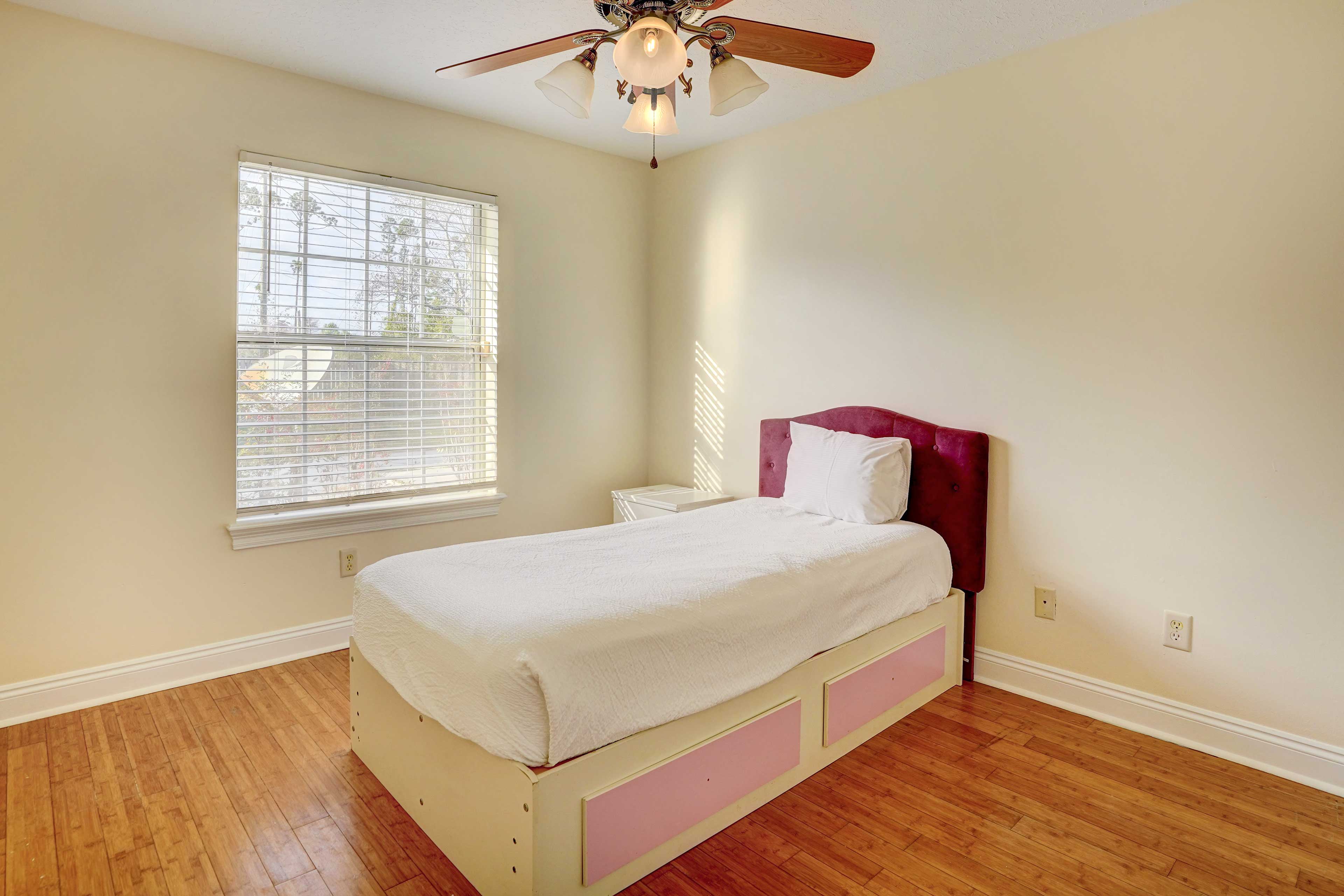 Bedroom 4 | Twin Bed