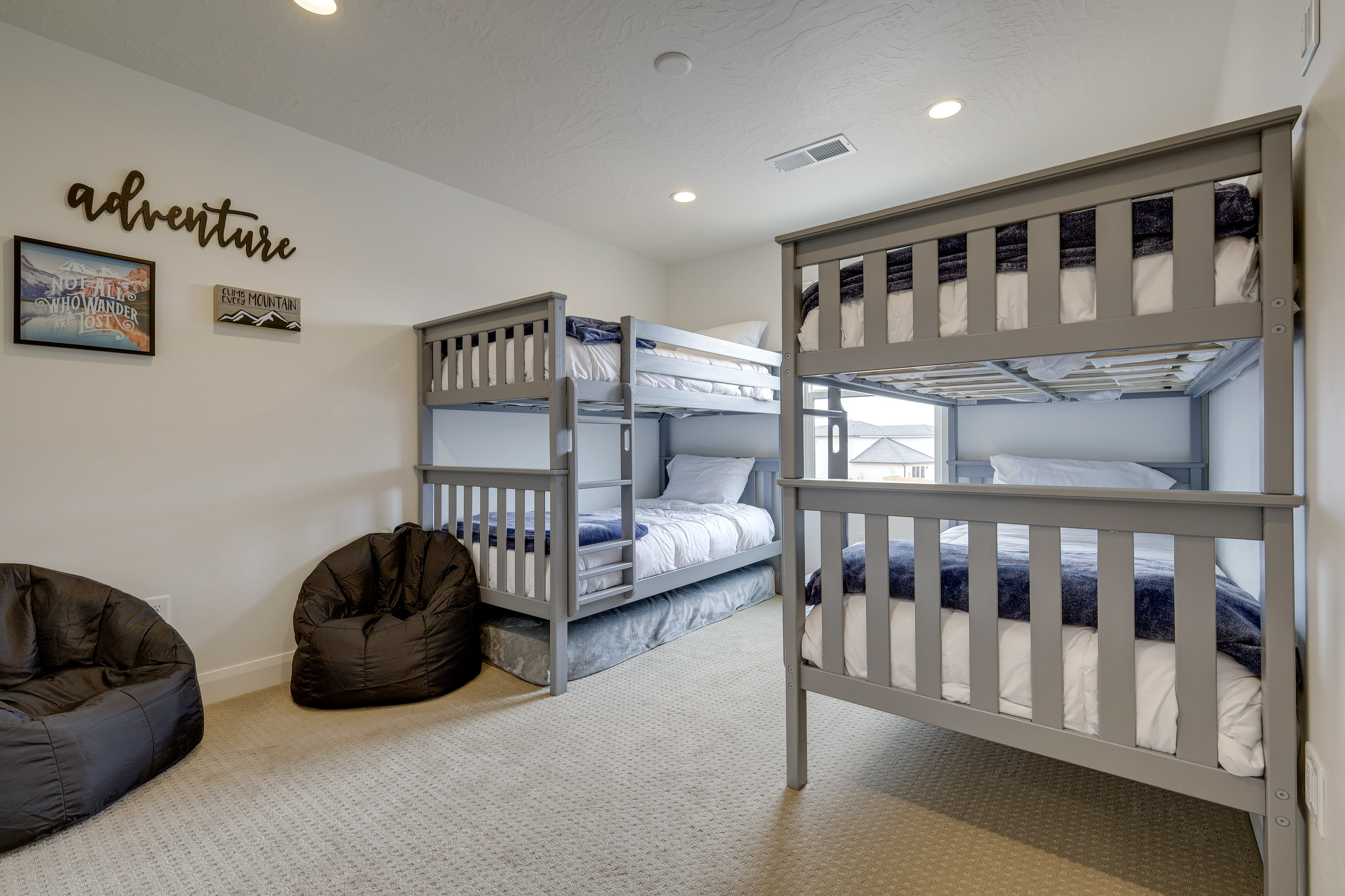 Bedroom 5 | 2 Twin Bunk Beds | 2nd Floor