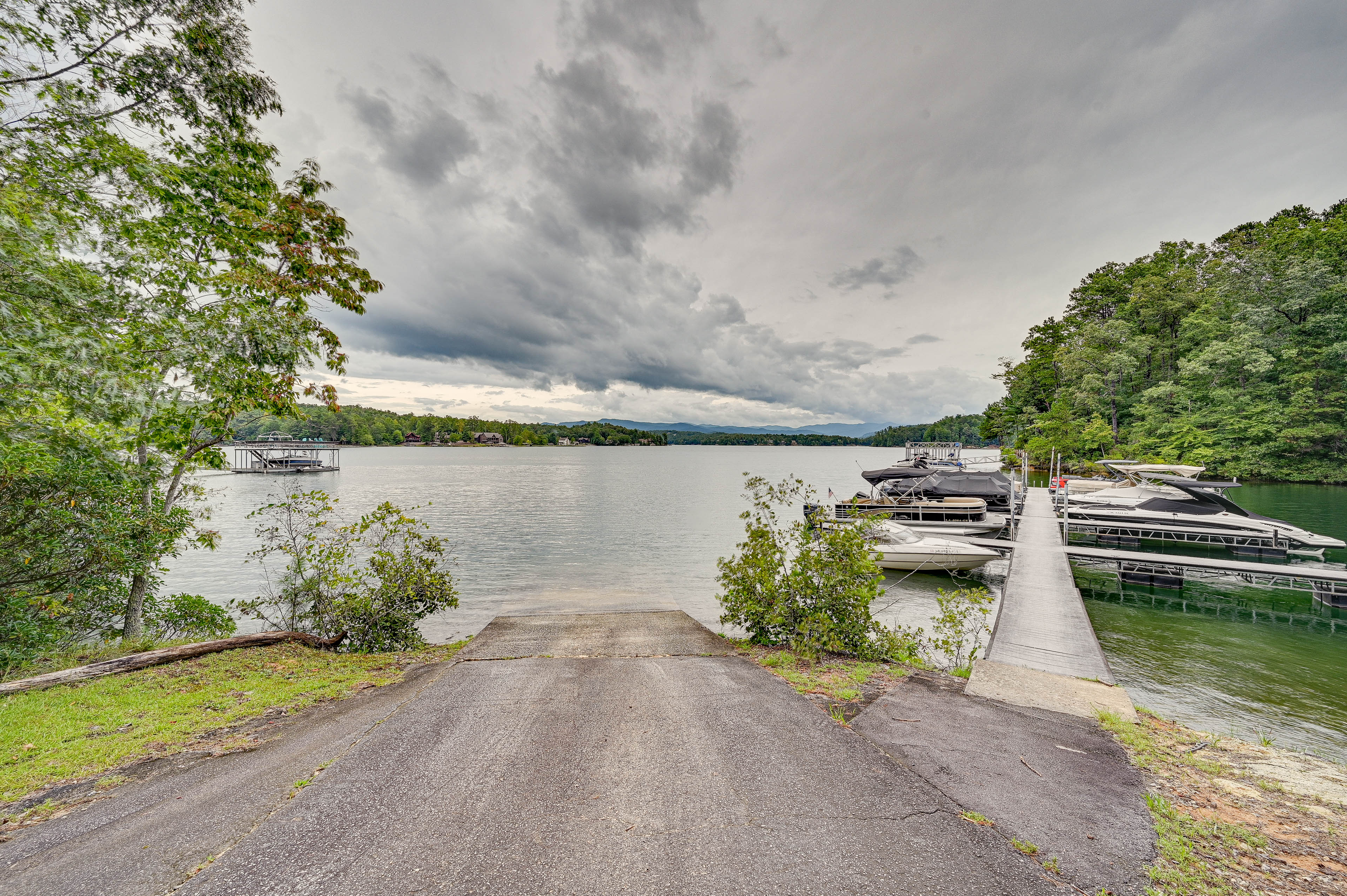 Community Boat Ramp | Boat Slip Available for Guests