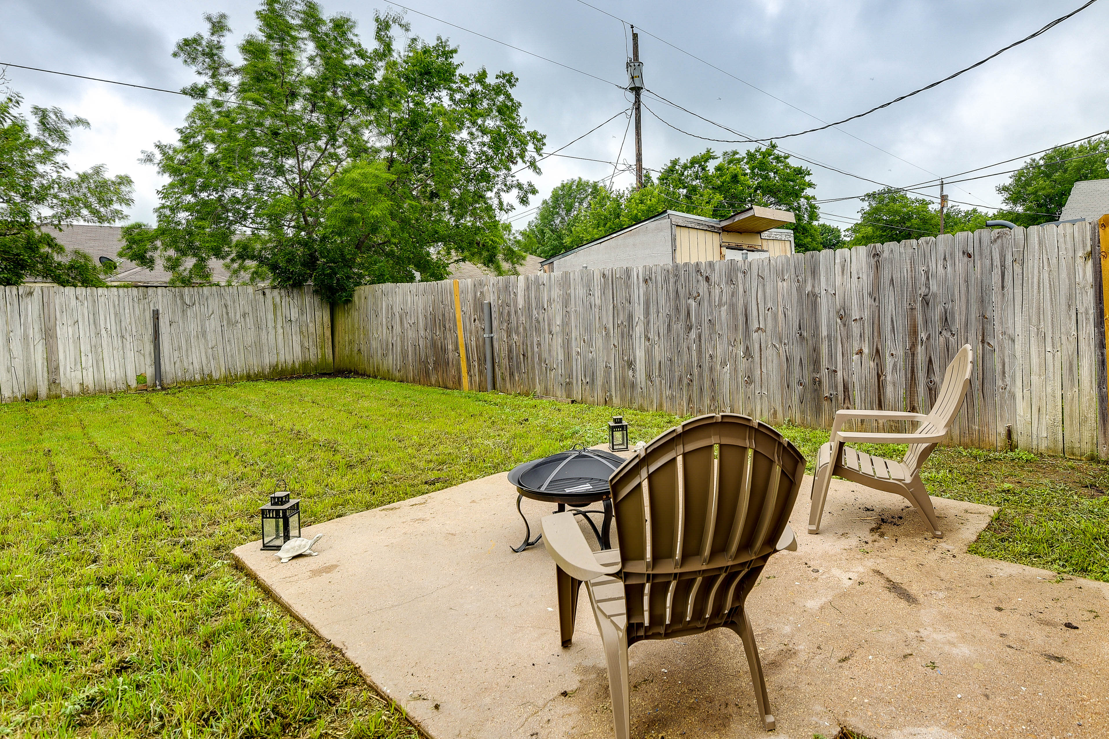 Backyard | Wood-Burning Fire Pit