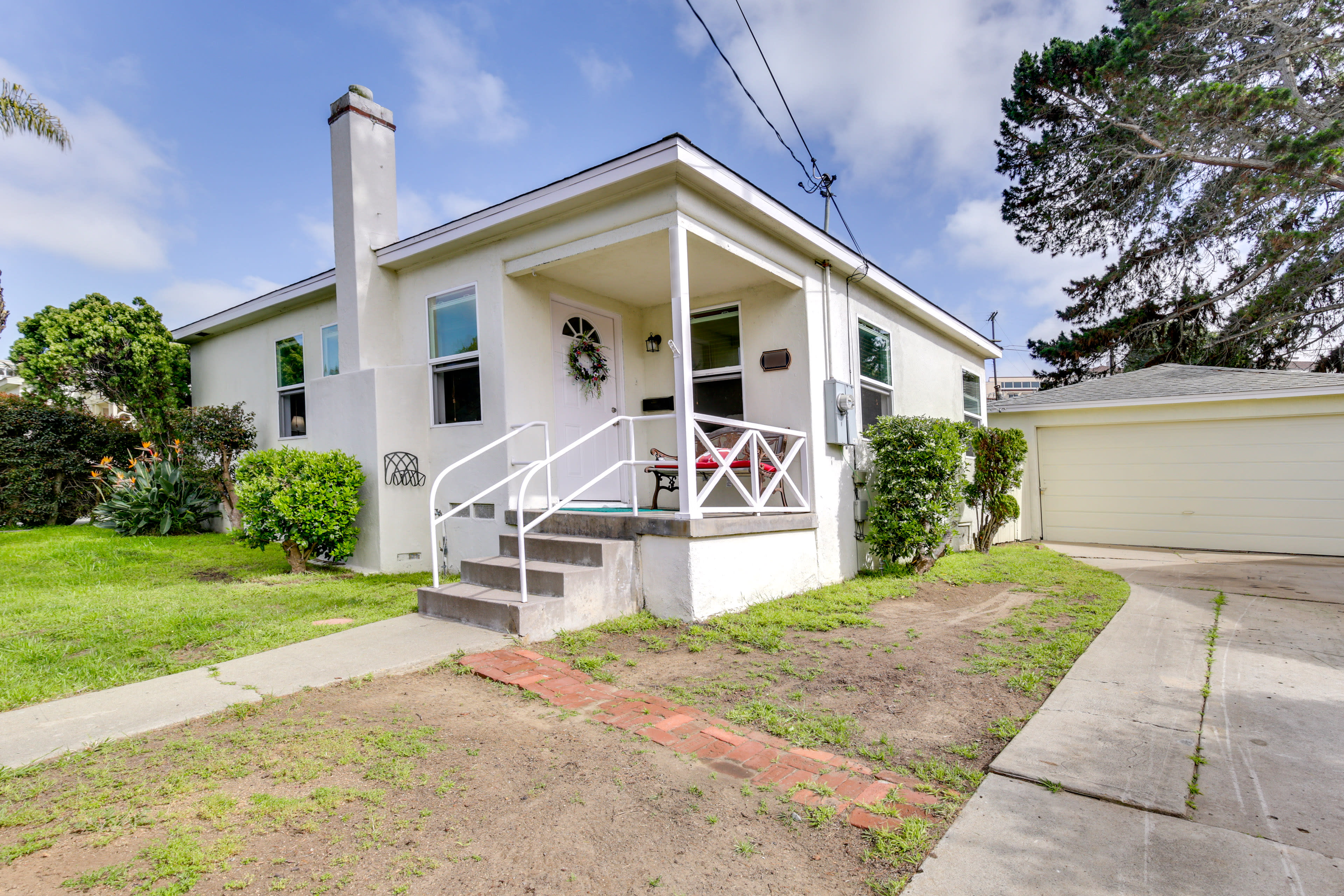 Driveway Parking (2 Vehicles) | Walkable Location