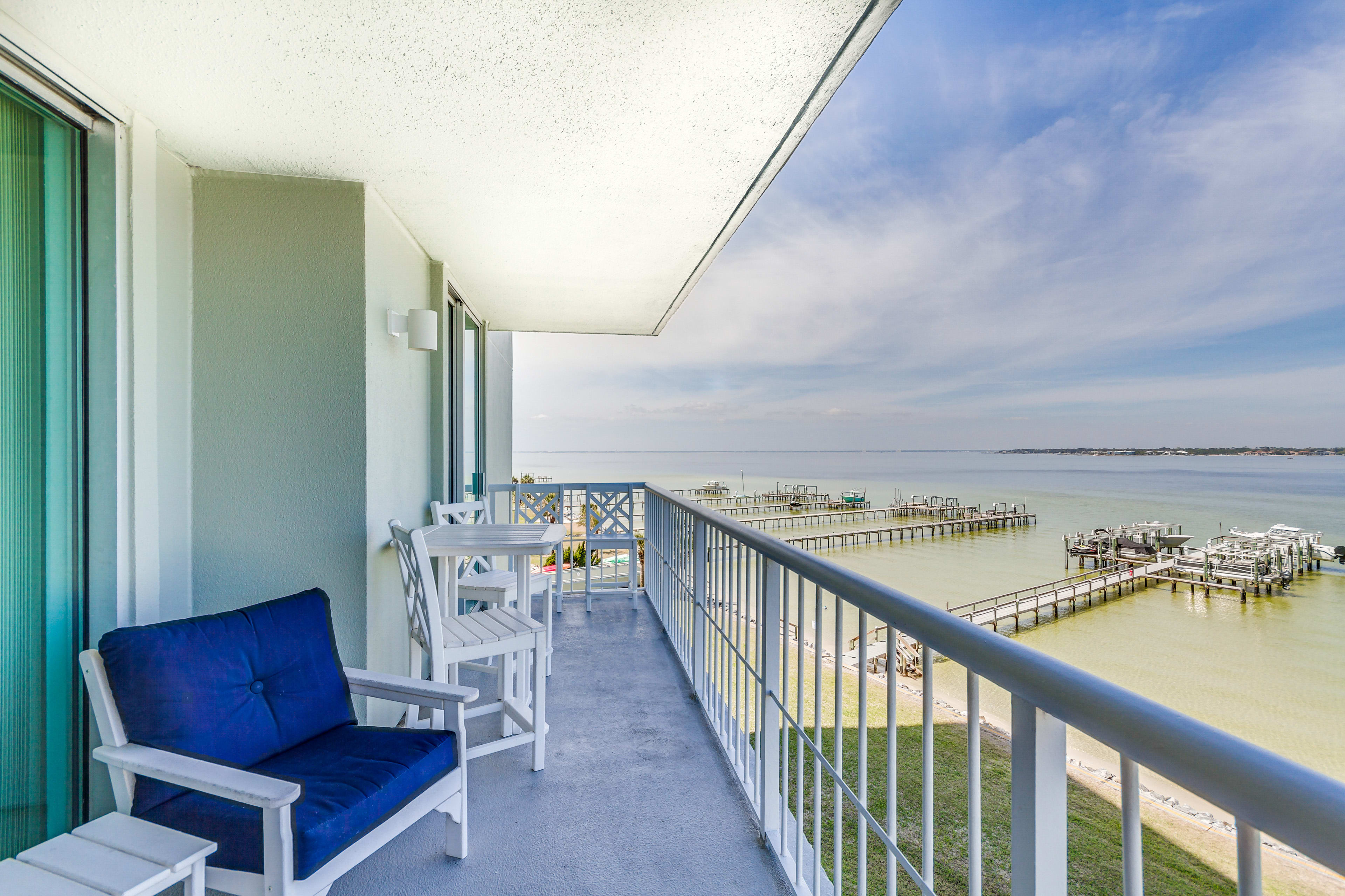 Pensacola Beach Vacation Rental | 2BR | 2BA | Step-Free Access | 1,174 Sq Ft