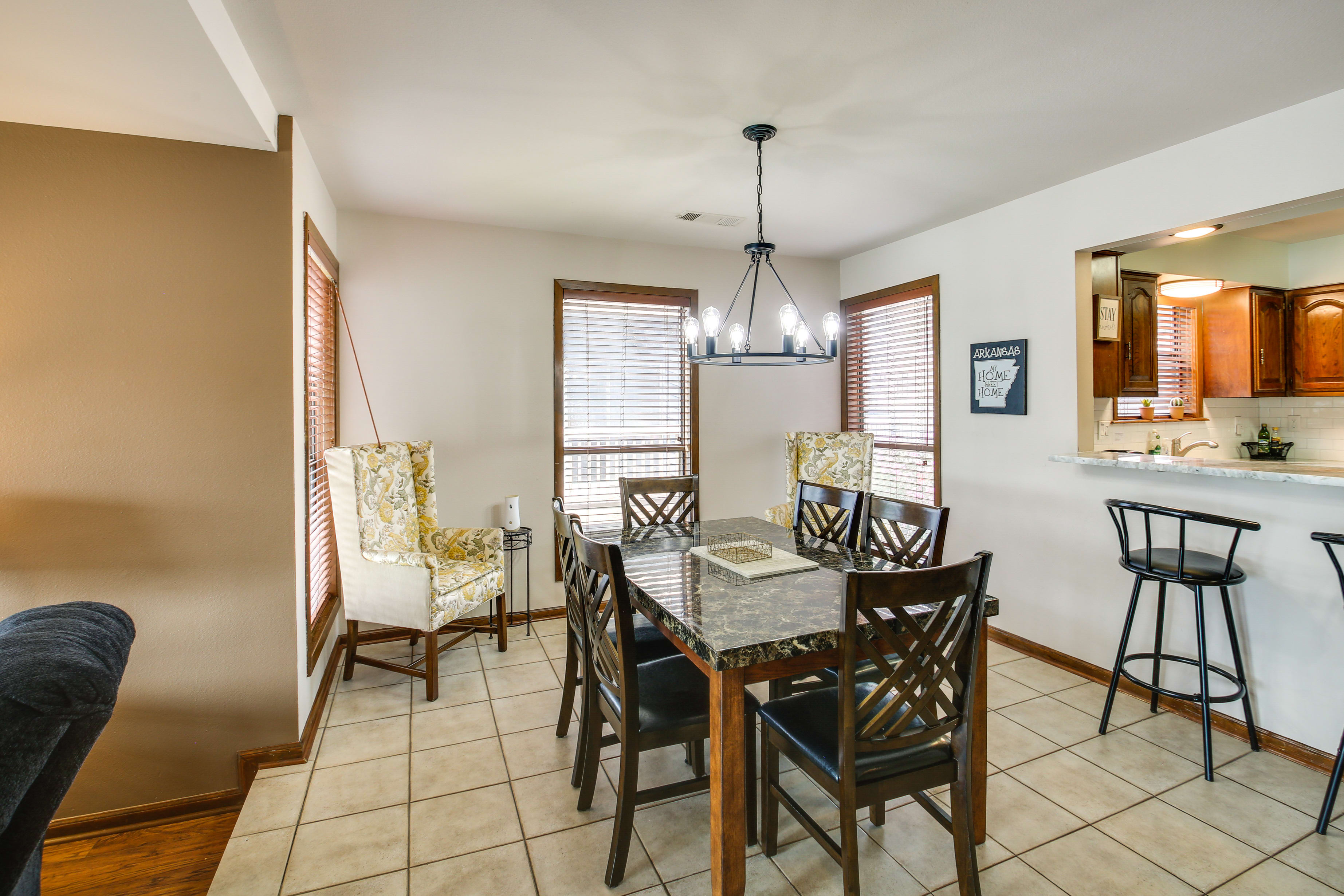 Dining Area | Dishware/Flatware Provided | Coffee Maker | Central A/C