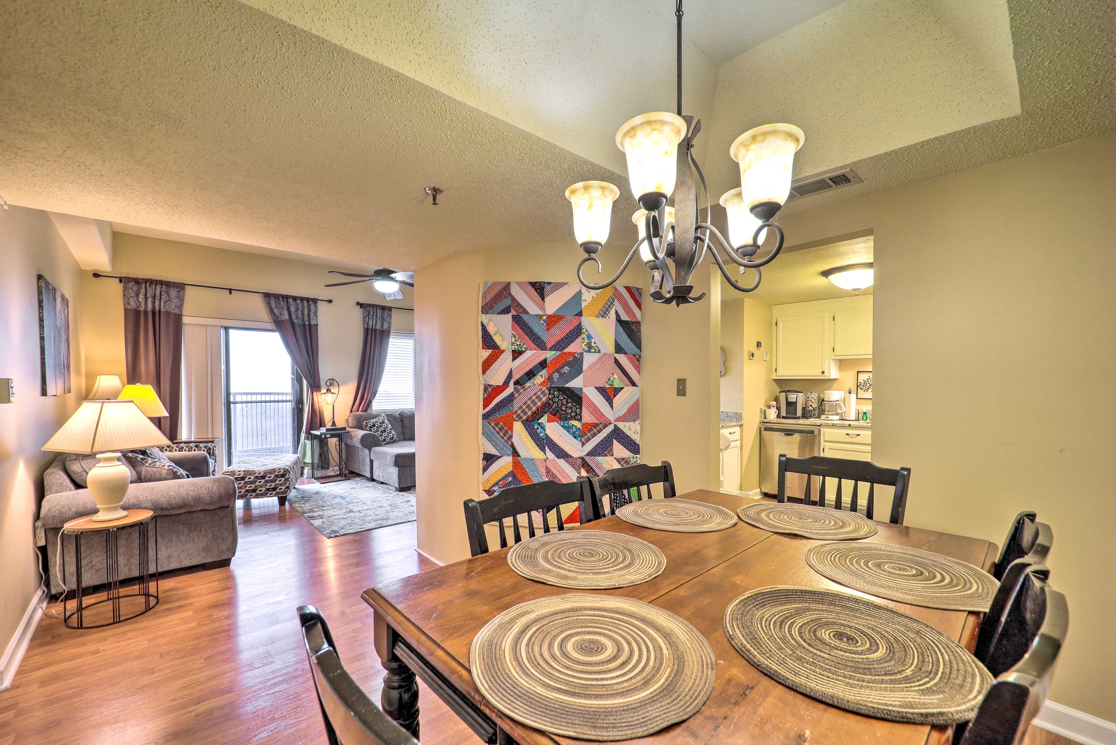 Dining Area | Single-Story Unit