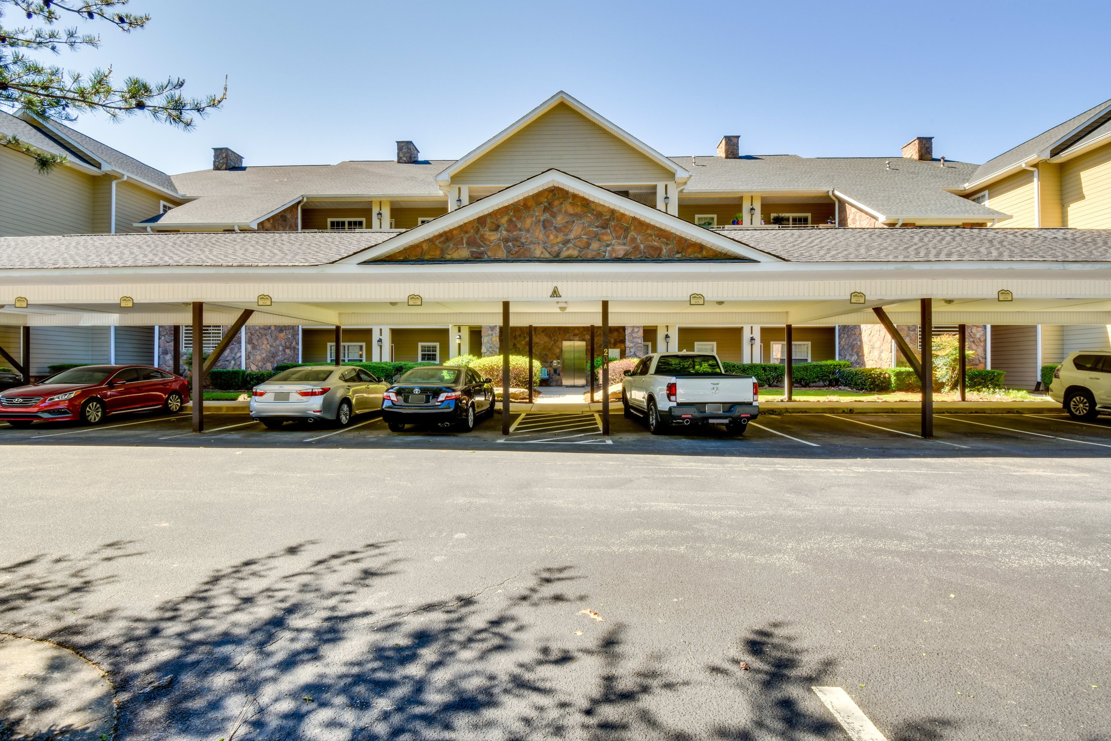 Parking | Covered Parking (1 Vehicle) | Open Parking Lot