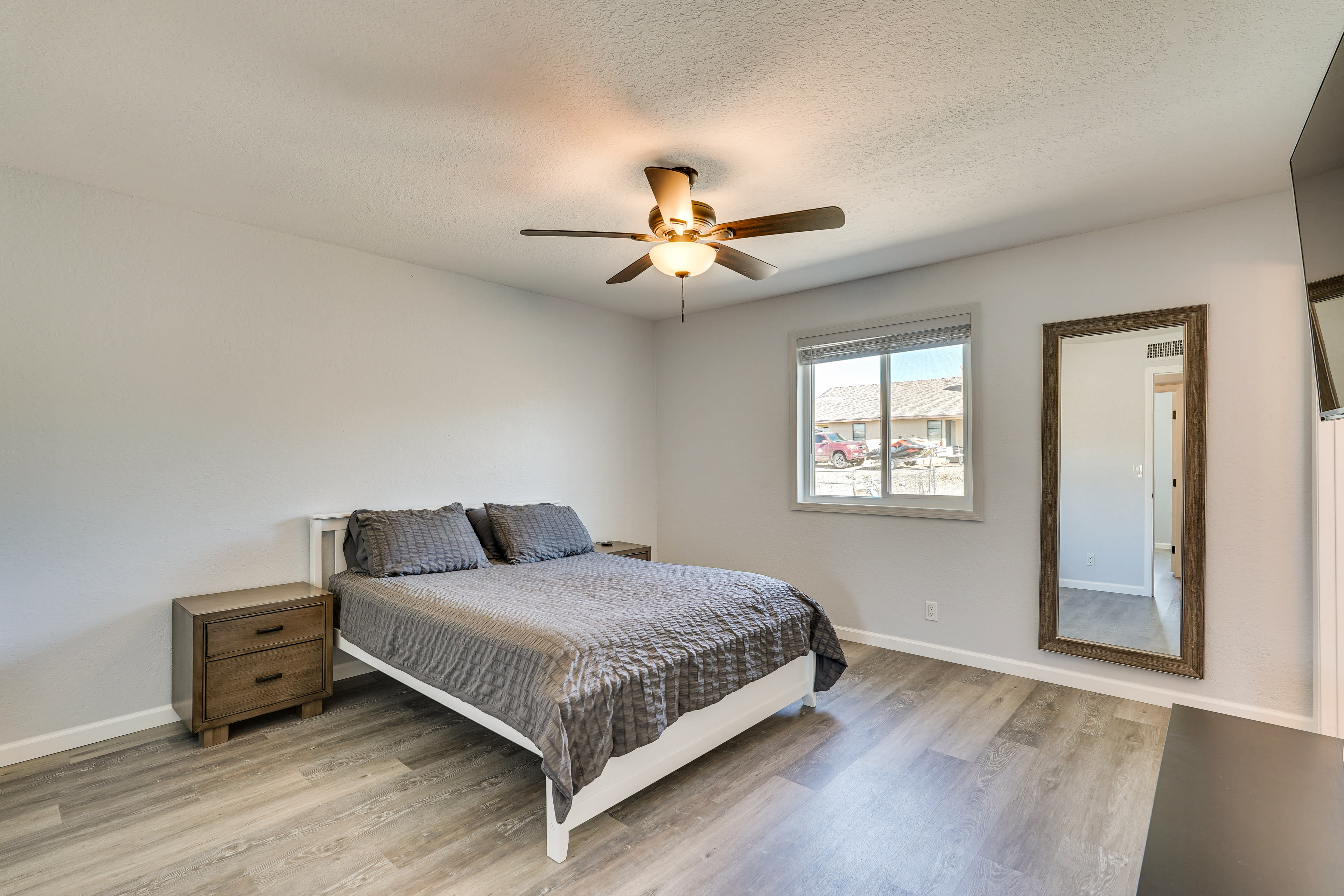 Bedroom 1 | King Bed | Smart TV | Linens Provided