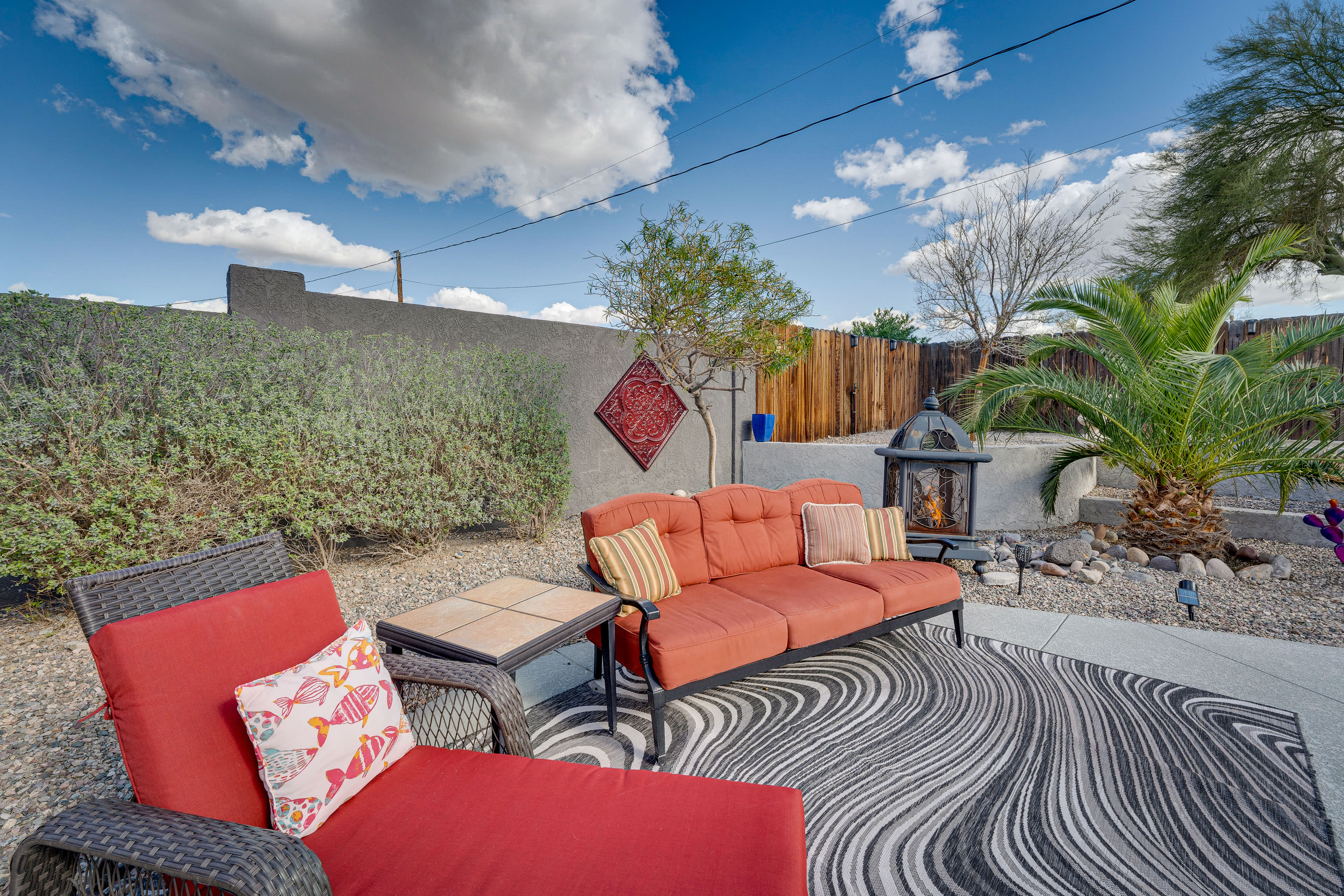 Side Patio | Wood-Burning Fire Pit