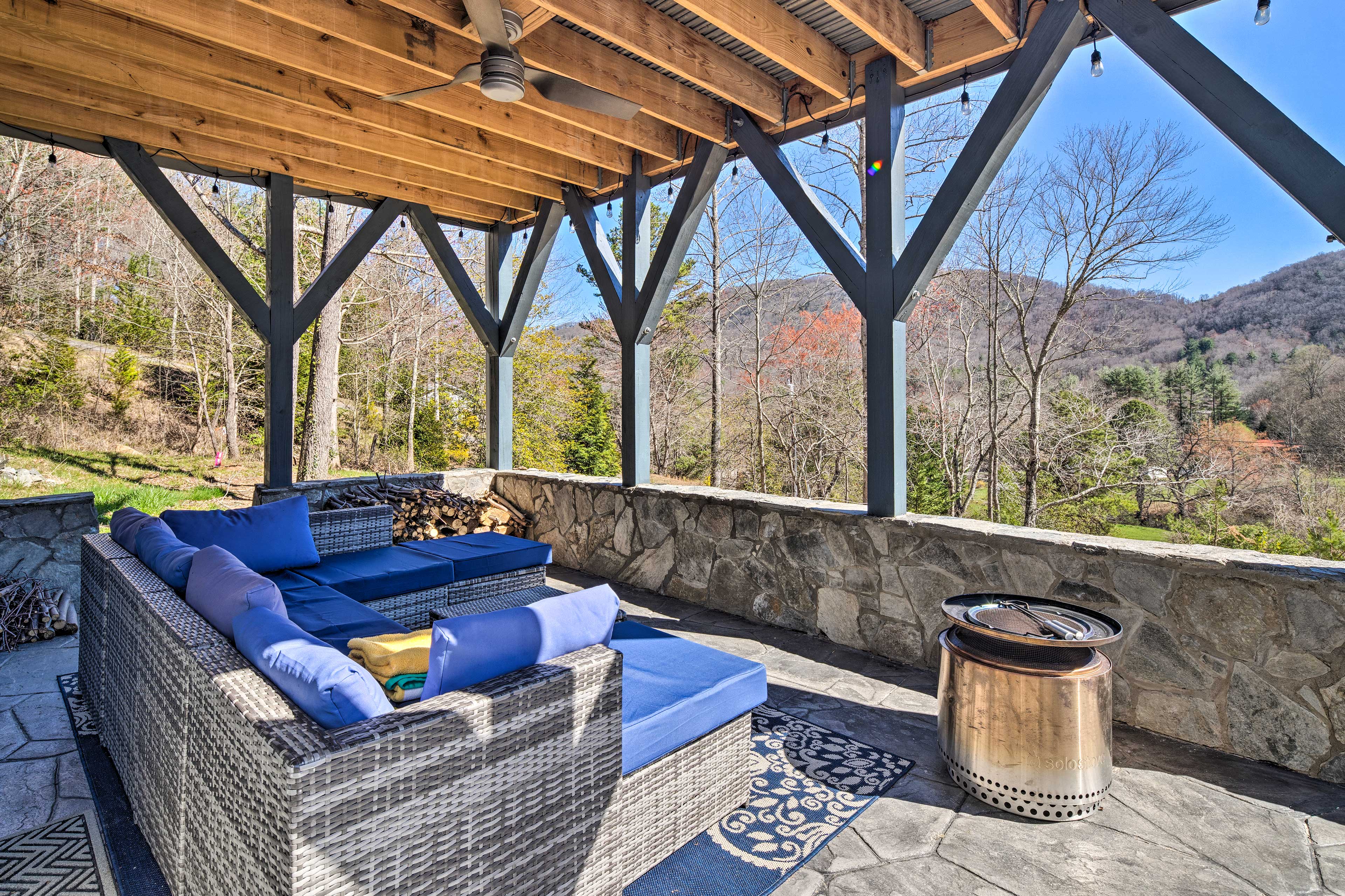 Asheville Vacation Rental | 2BR | 1BA | Step-Free Access | 700 Sq Ft