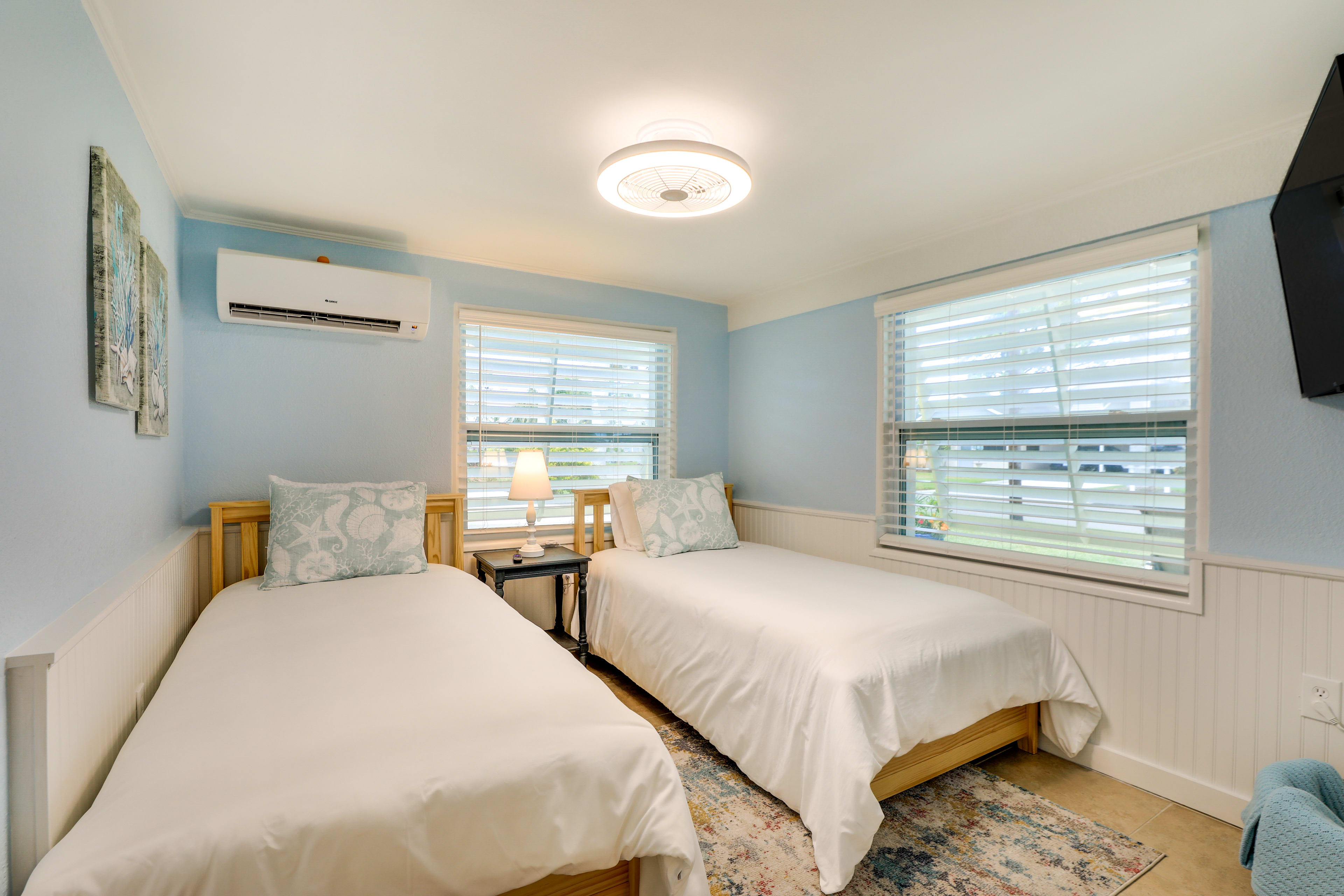 Bedroom 3 | 2 Twin Beds | Linens Provided