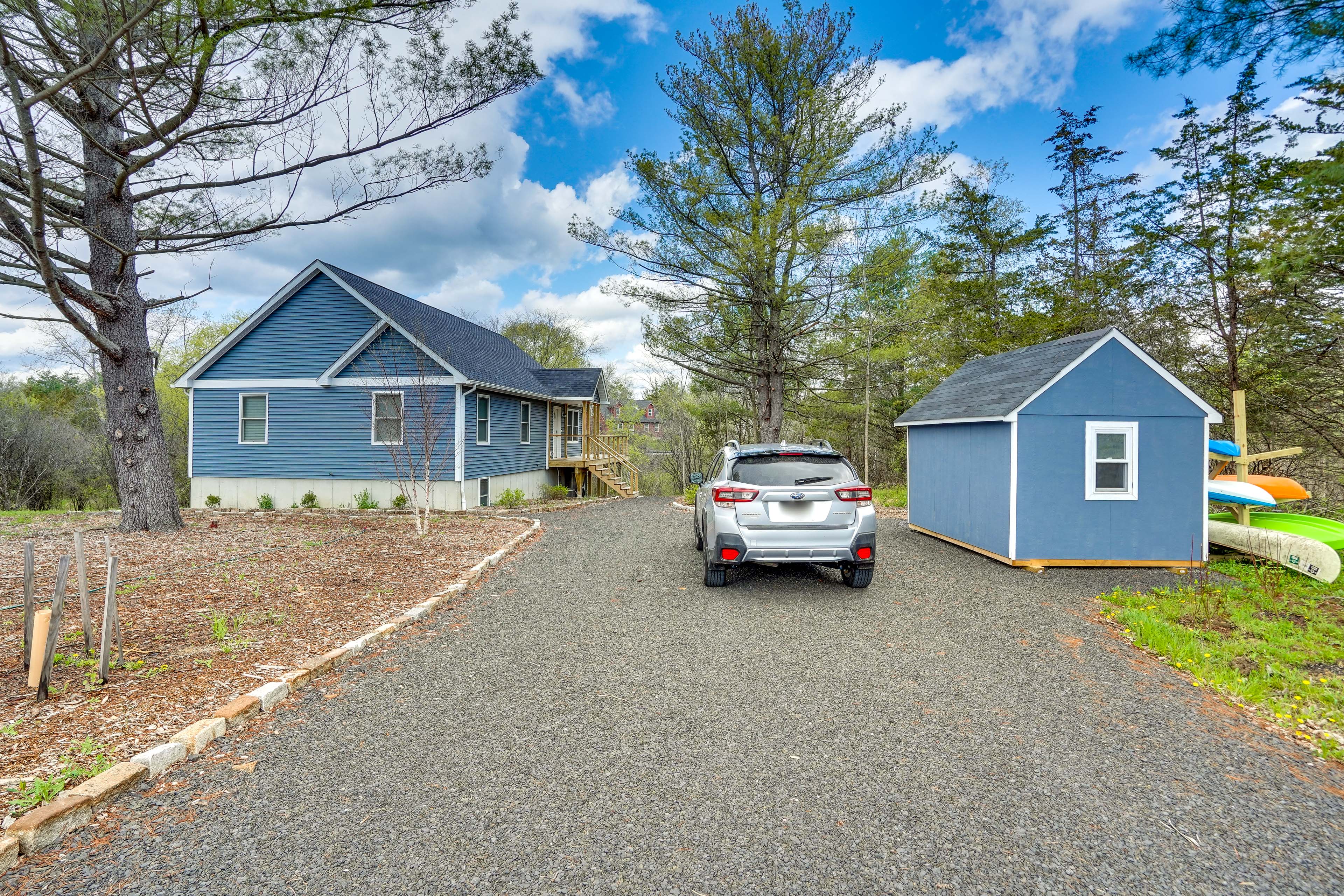 Parking | Driveway (6 Vehicles) | No Street Parking