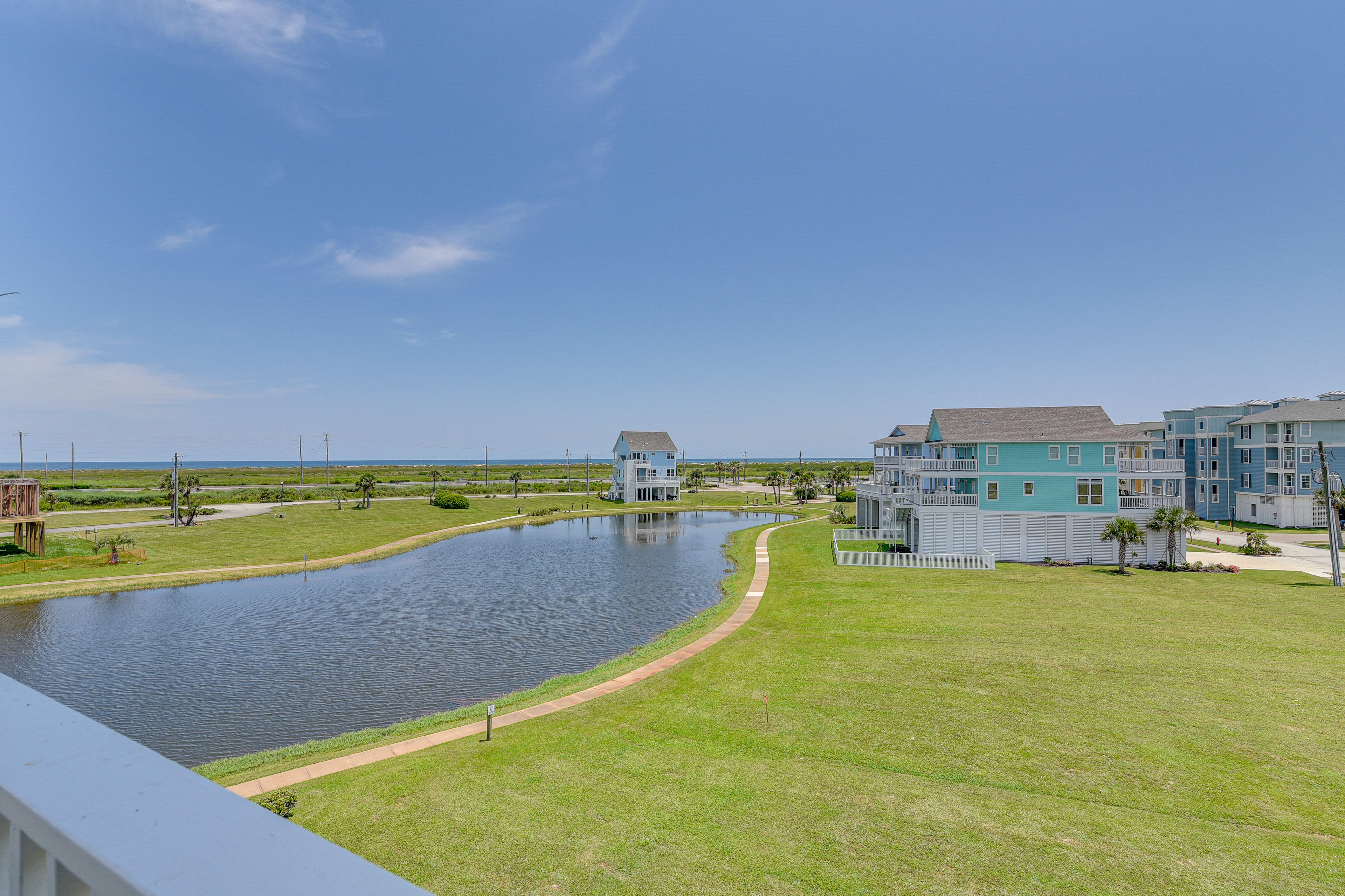 On-Site Pond | Walk to Bay