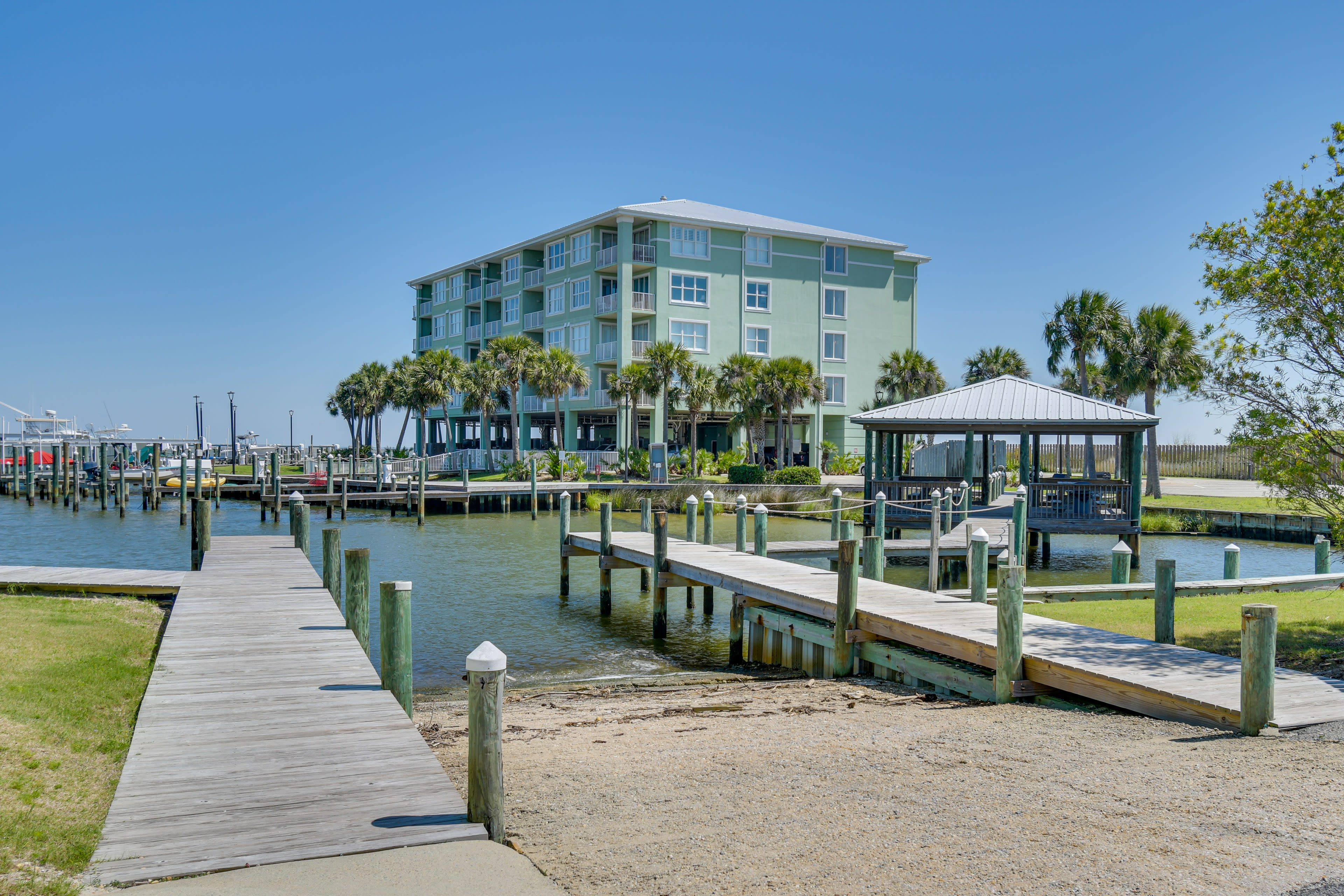 Community Amenities | Boat Launch | Boat Slip