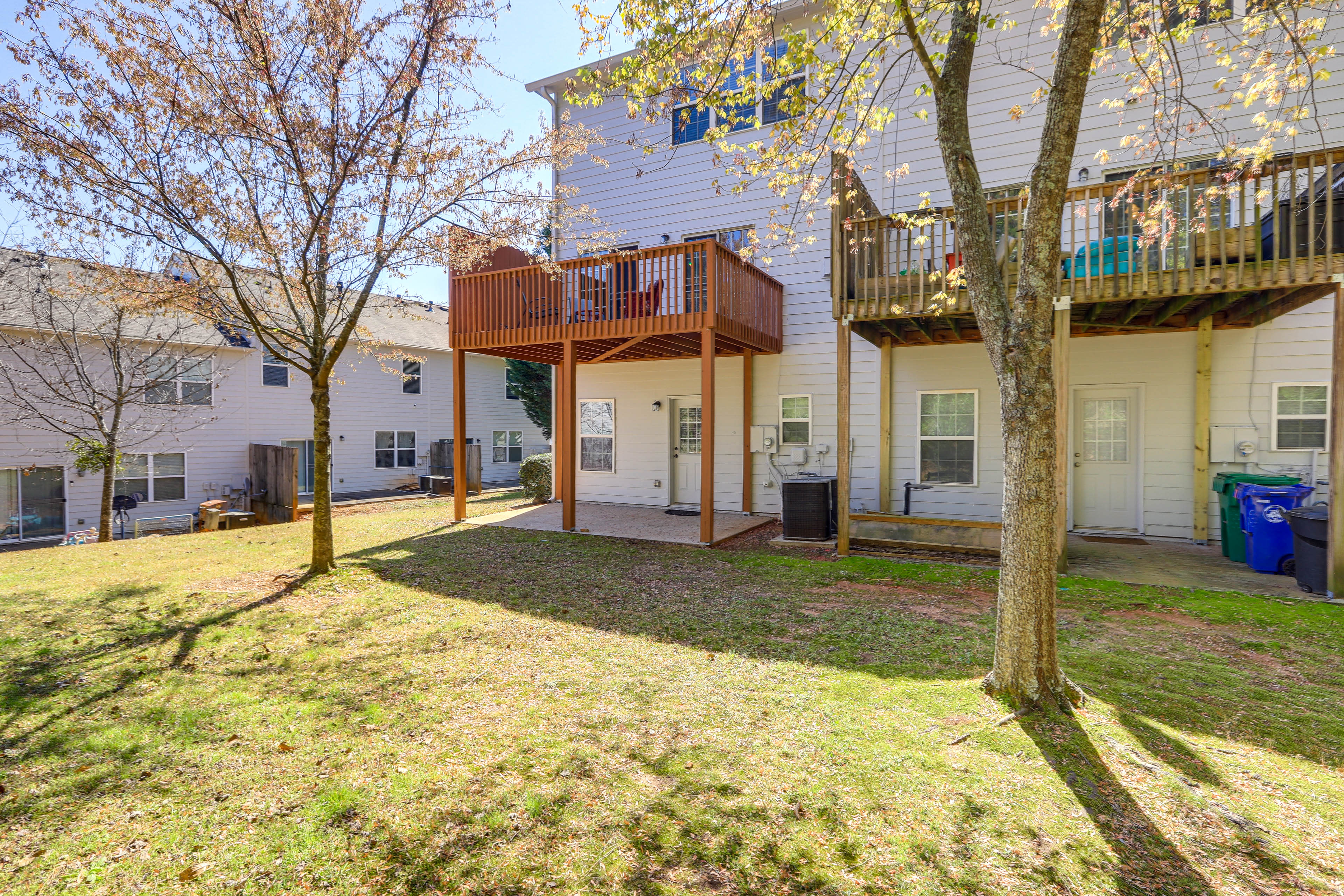 Covered Patio | Backyard