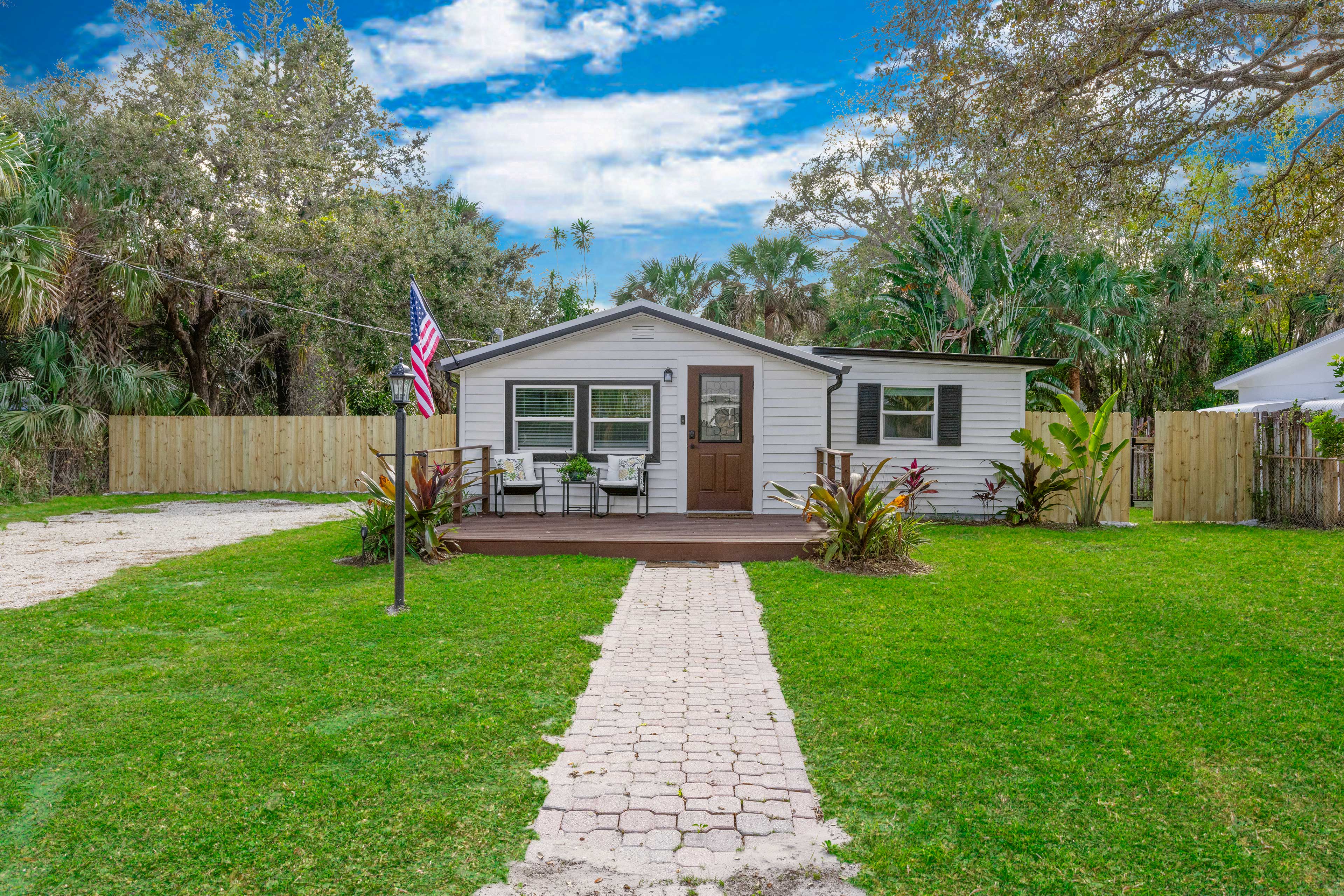 Cottage Exterior | Furnished Porch