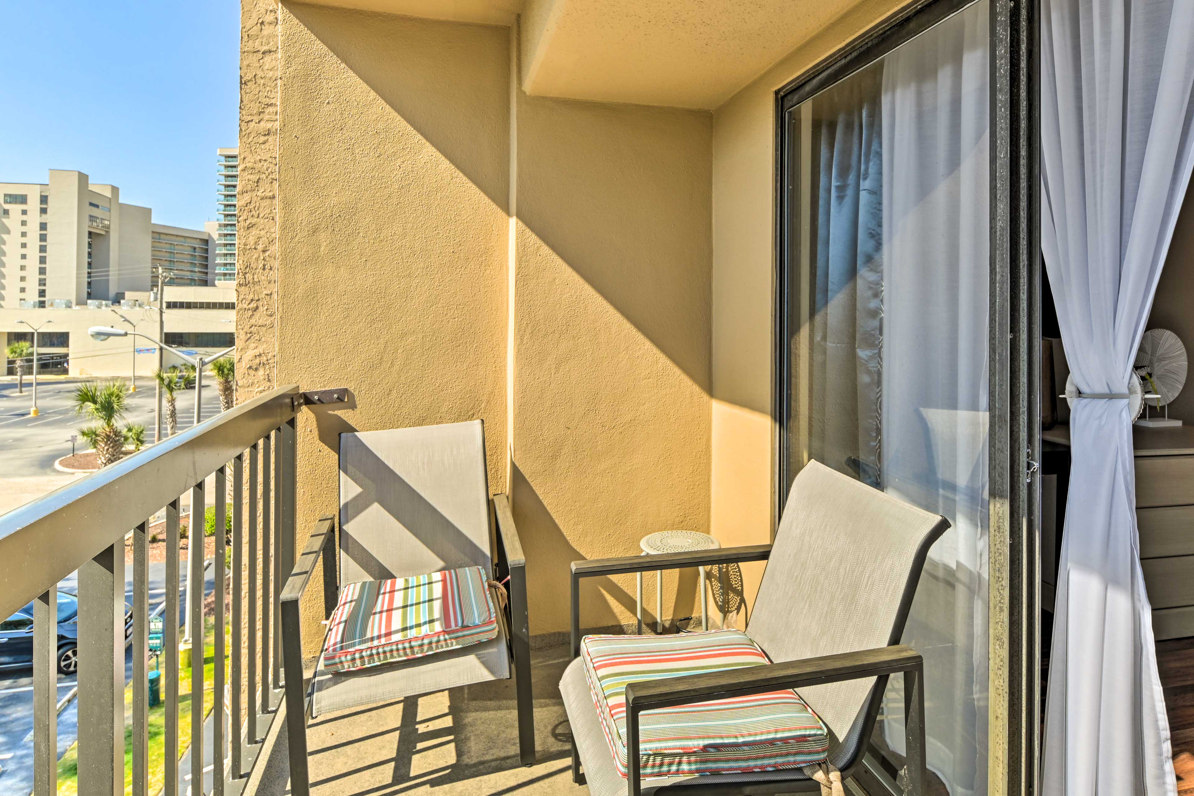 Private Balcony | Furnished | Ocean View