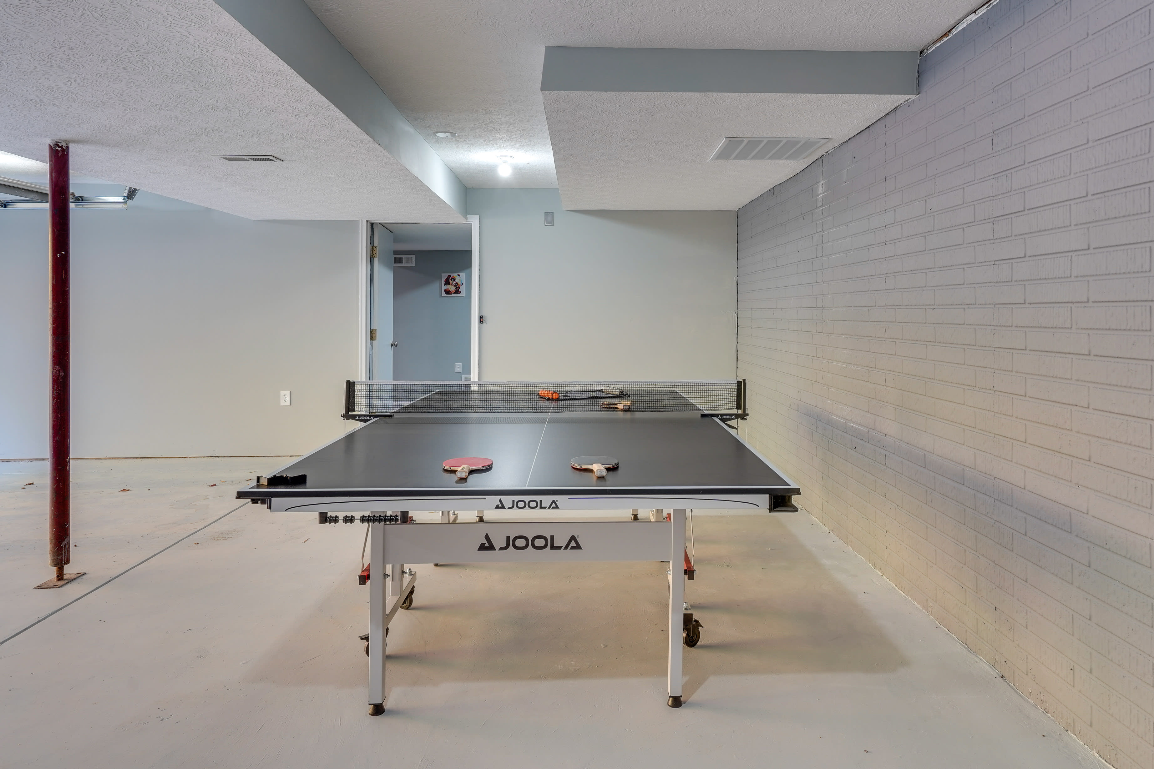 Garage | Ping Pong Table